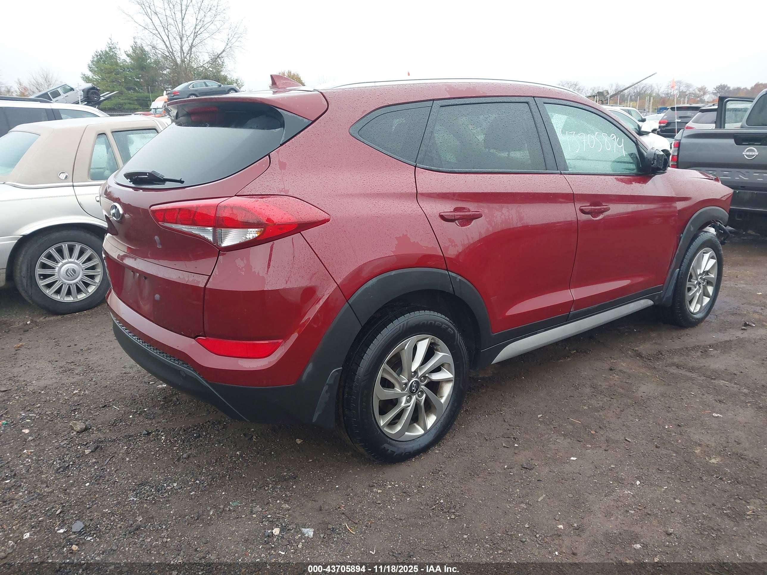 HYUNDAI TUCSON image 4