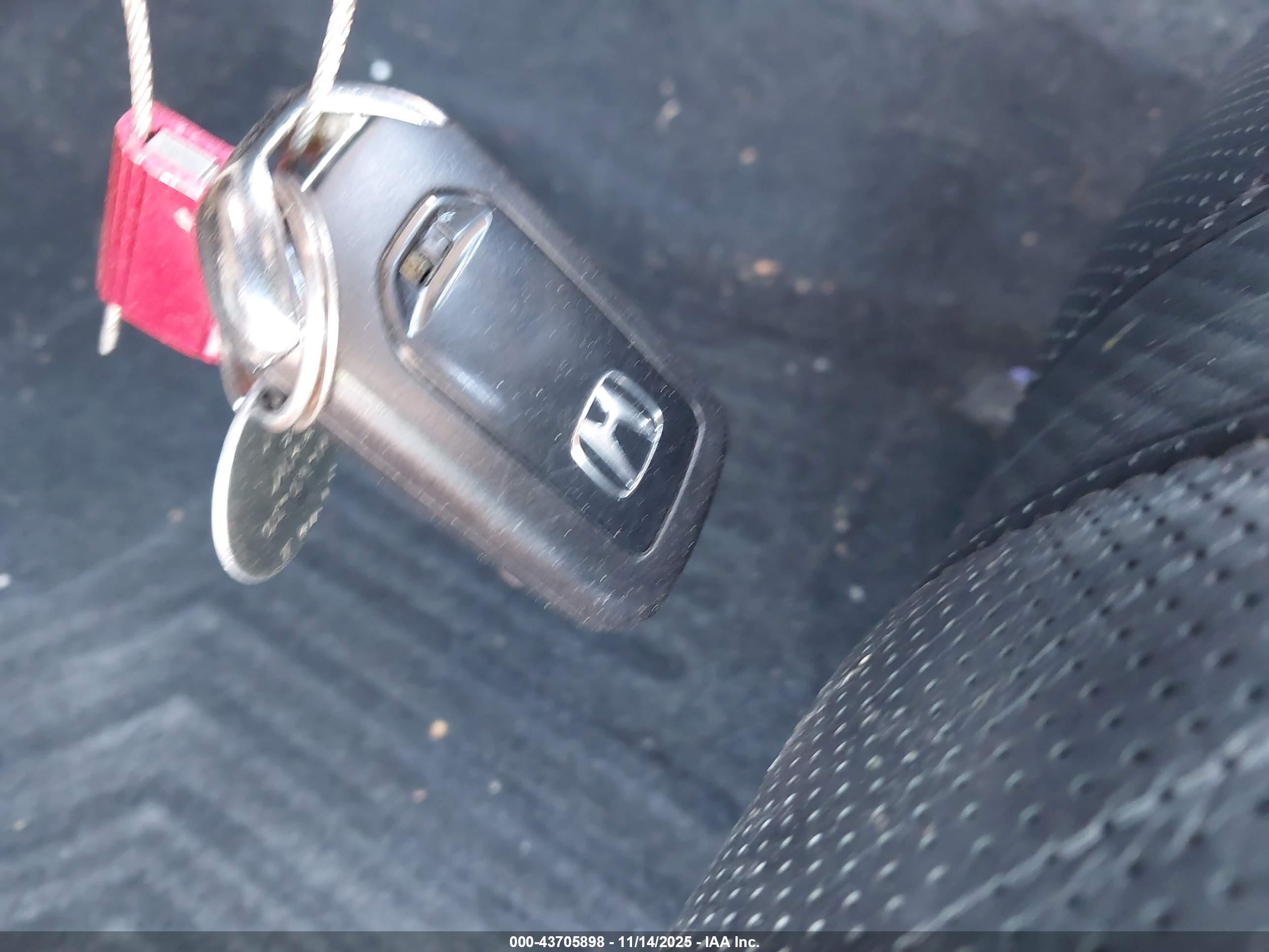 HONDA CIVIC image 11
