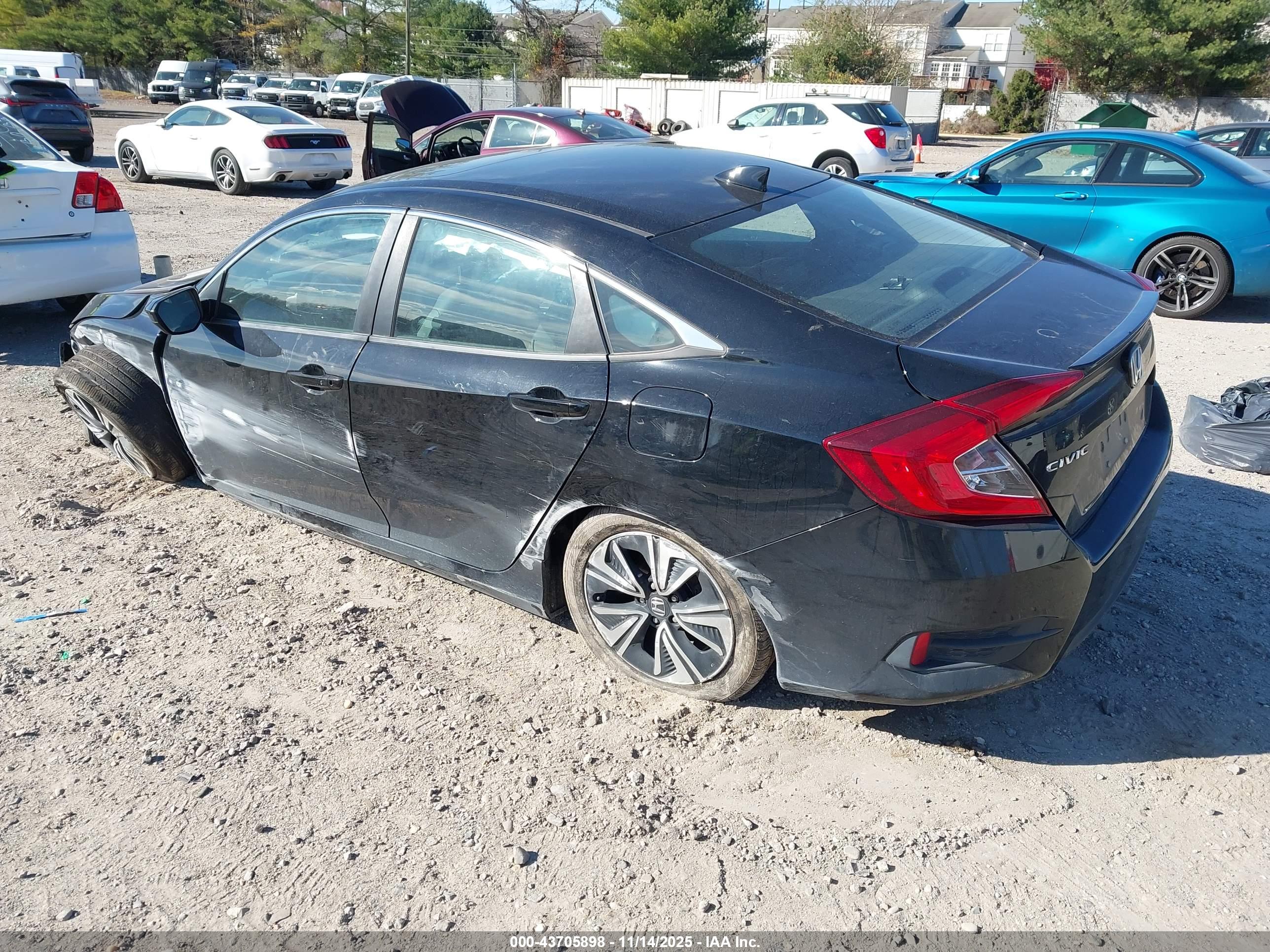 HONDA CIVIC image 3