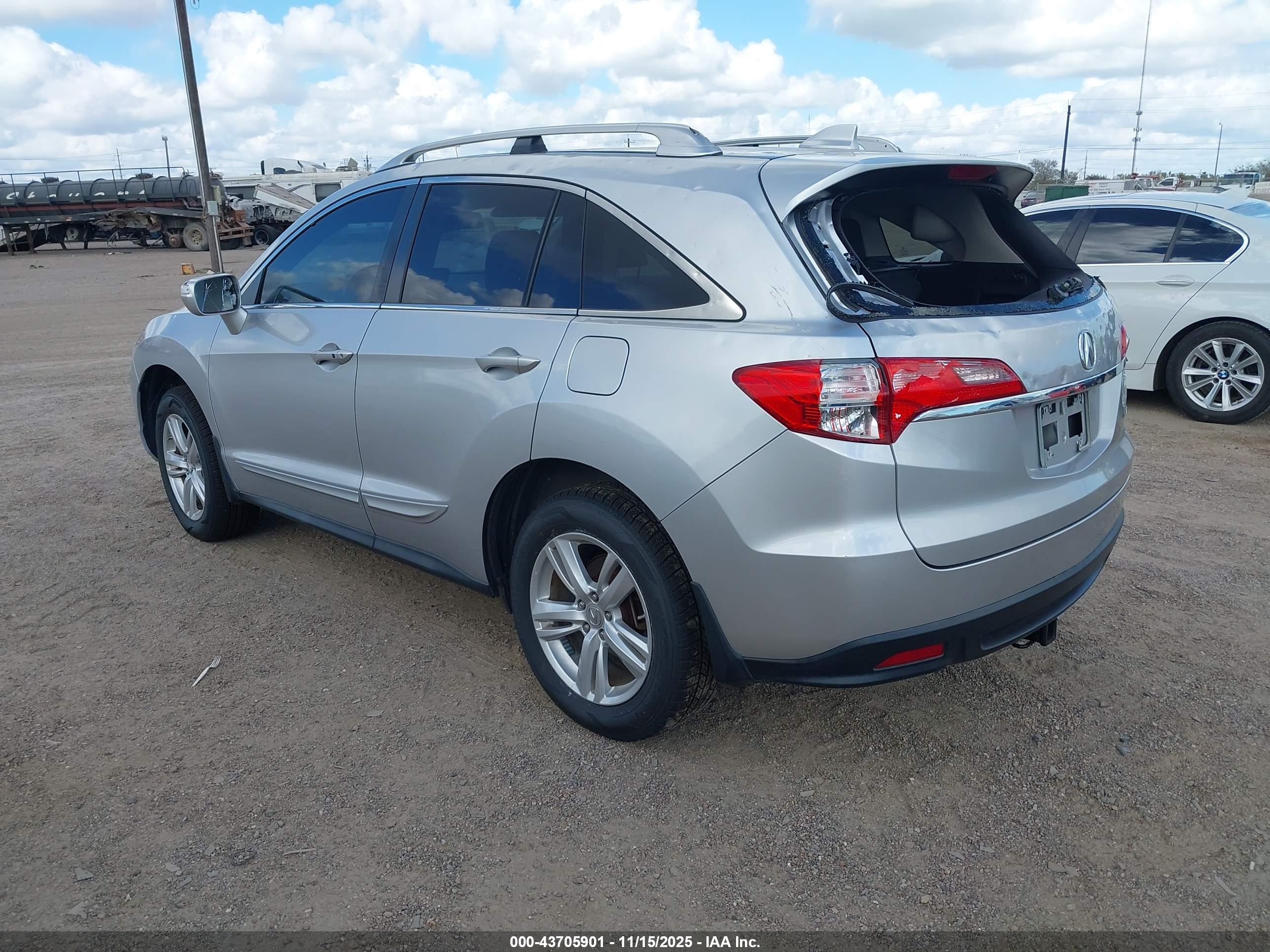 ACURA RDX image 3