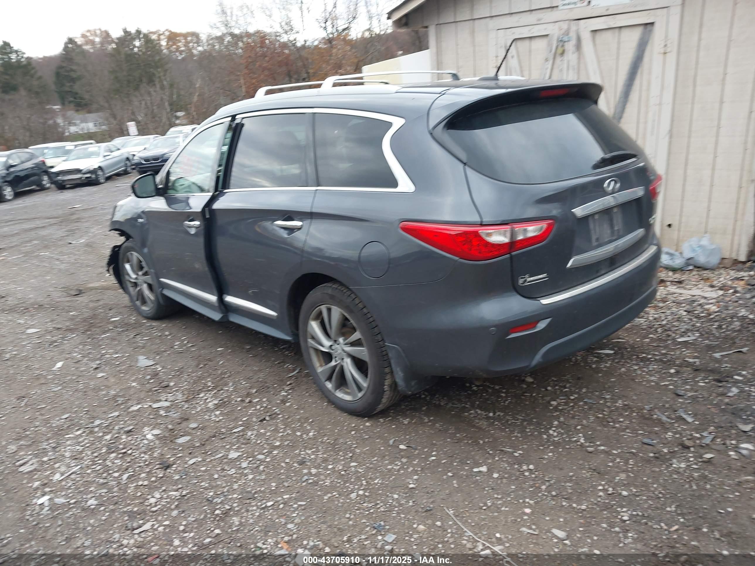 INFINITI QX60 image 3