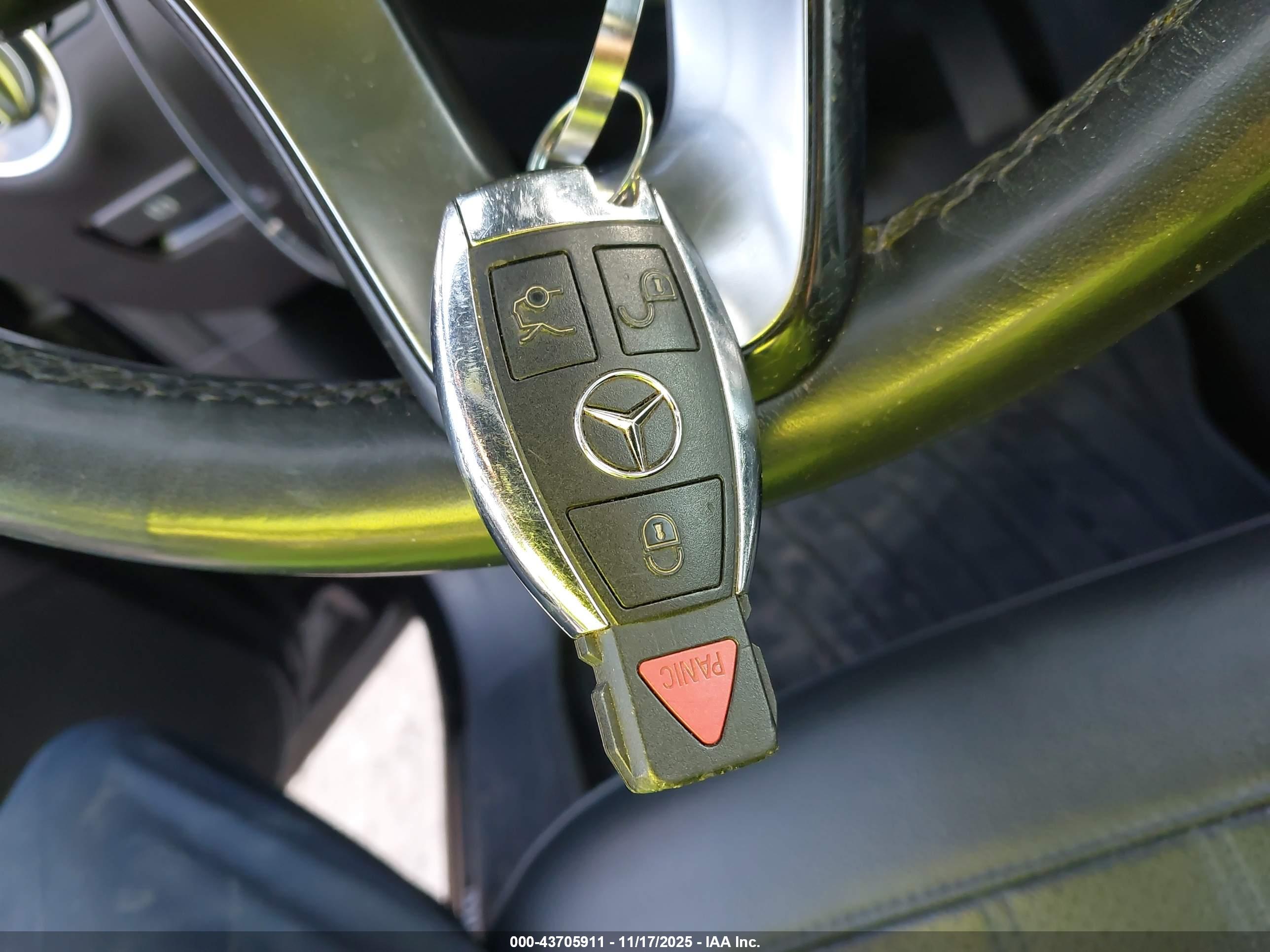 MERCEDES-BENZ GLS image 11