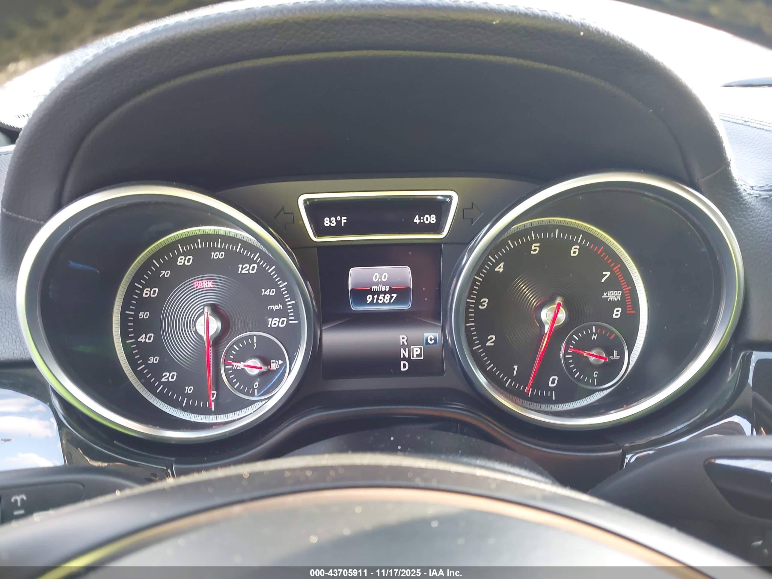 MERCEDES-BENZ GLS image 7
