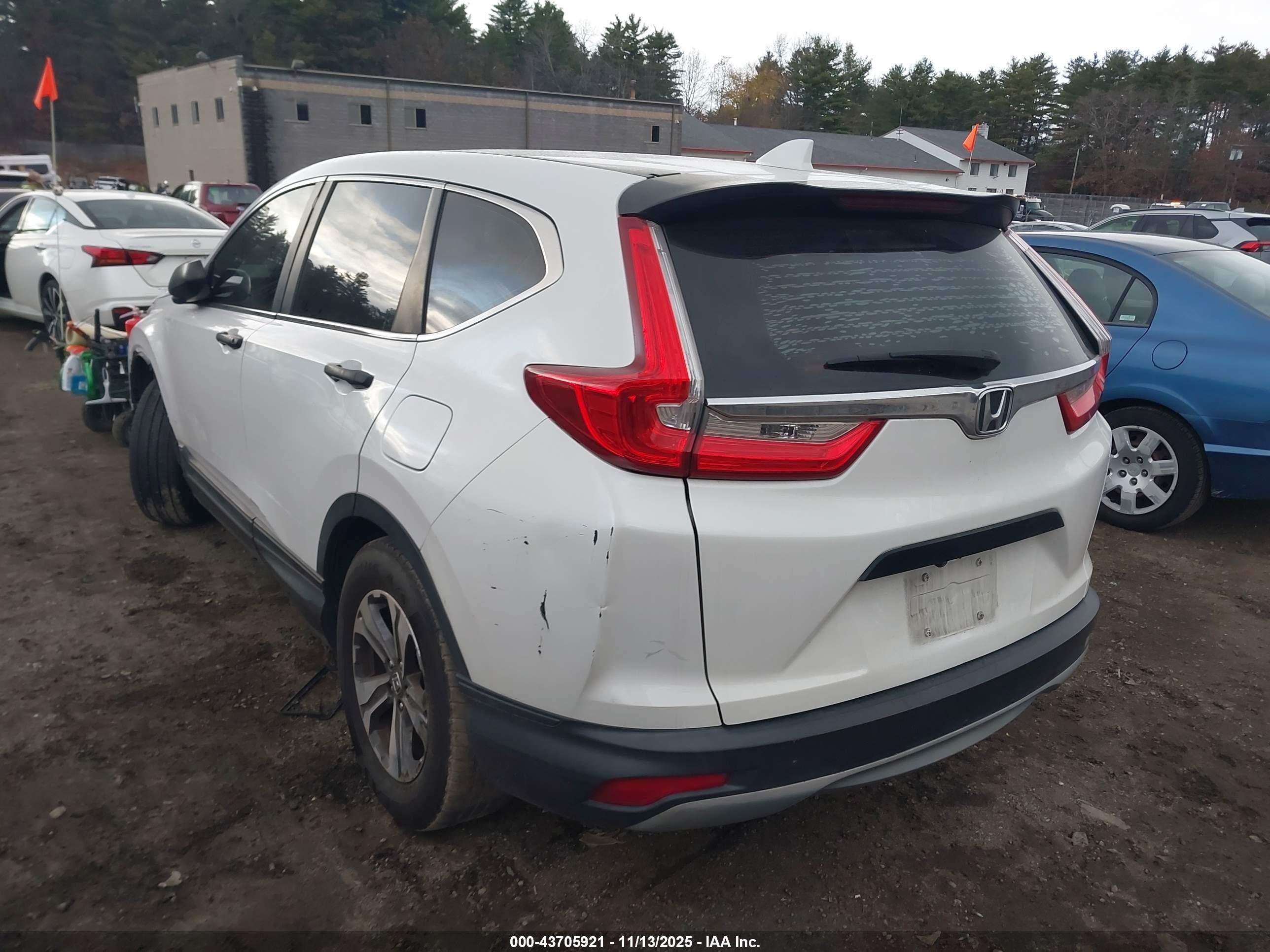 HONDA CR-V image 3