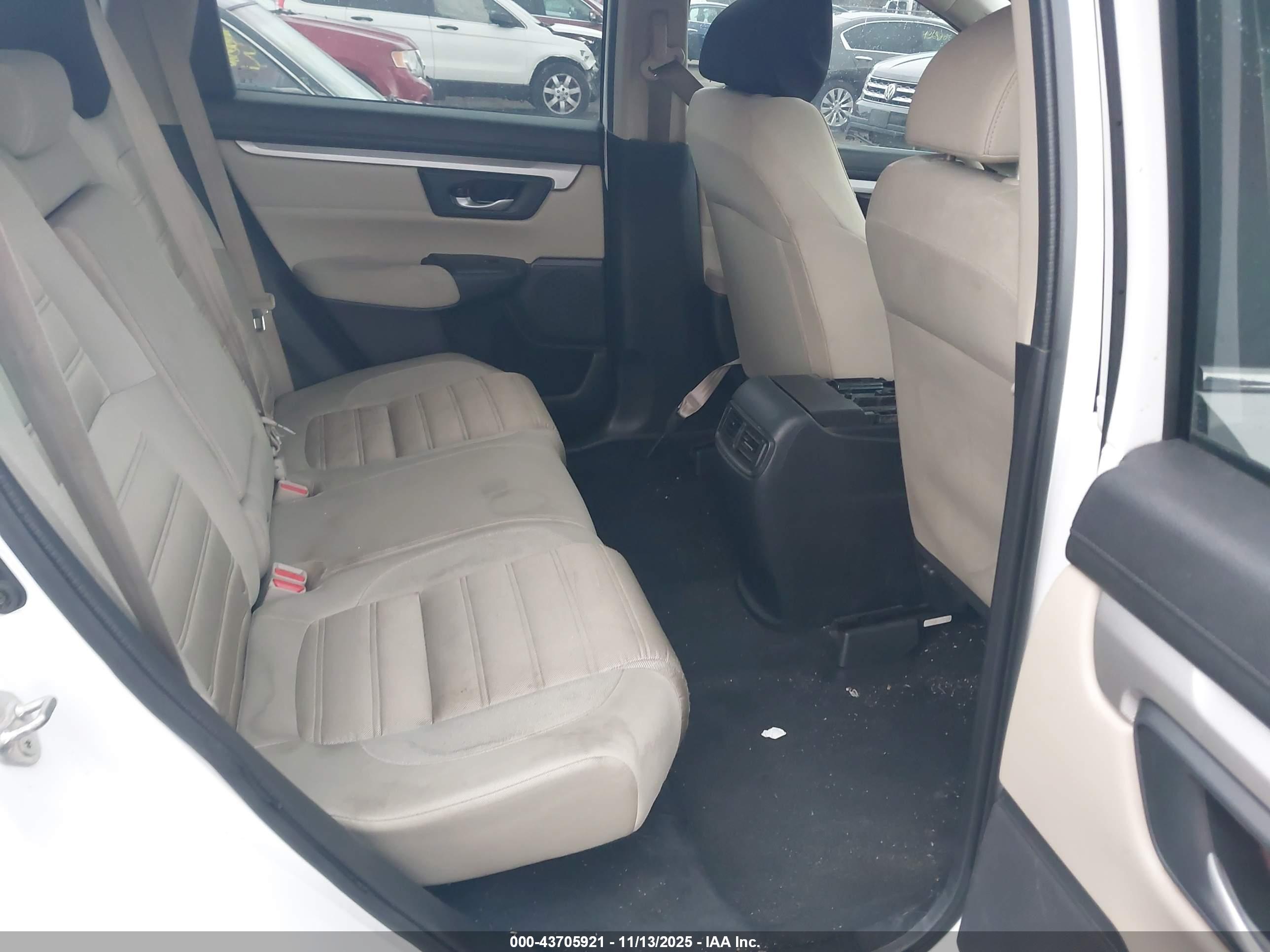 HONDA CR-V image 8