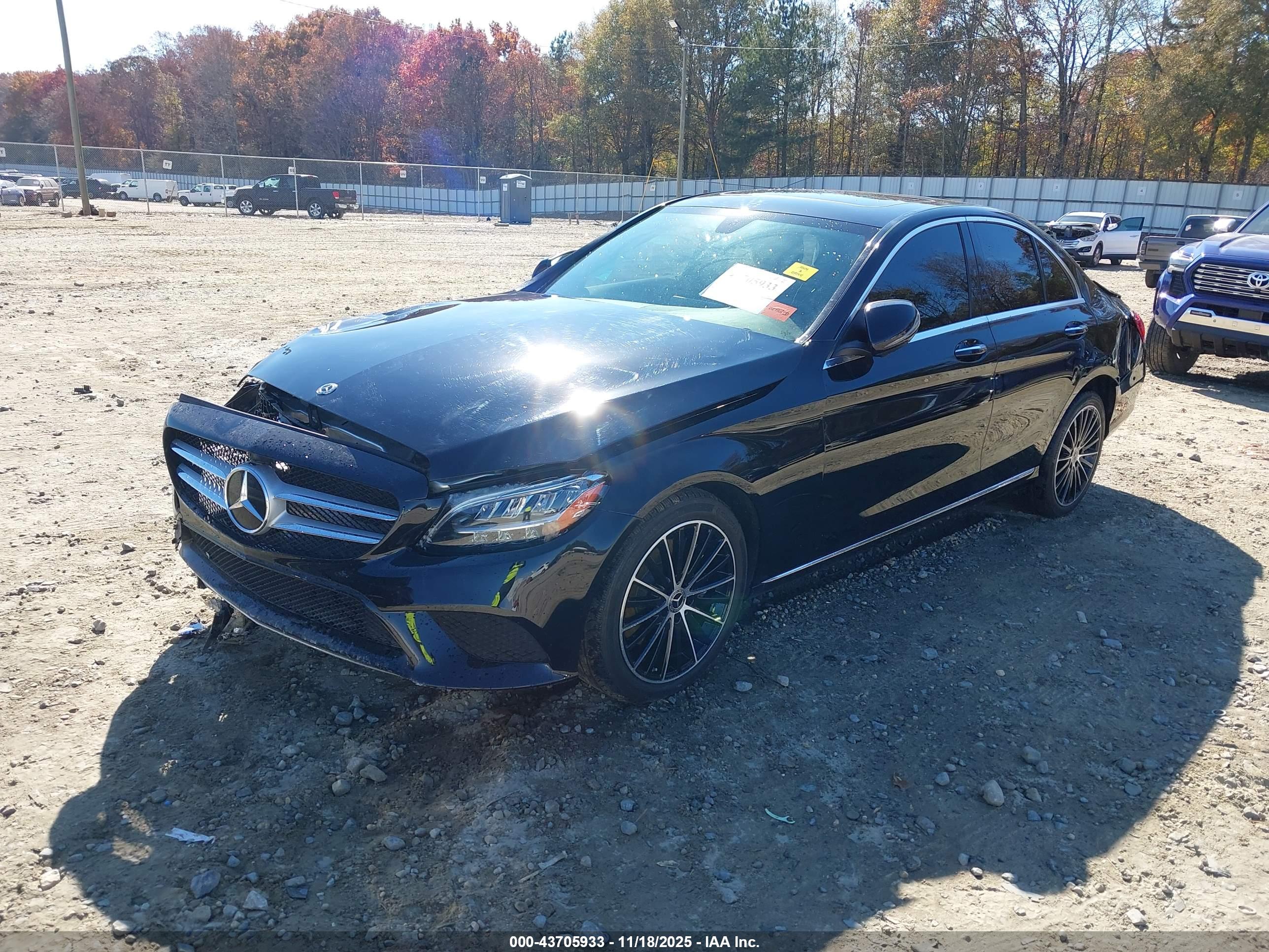 MERCEDES-BENZ C image 2