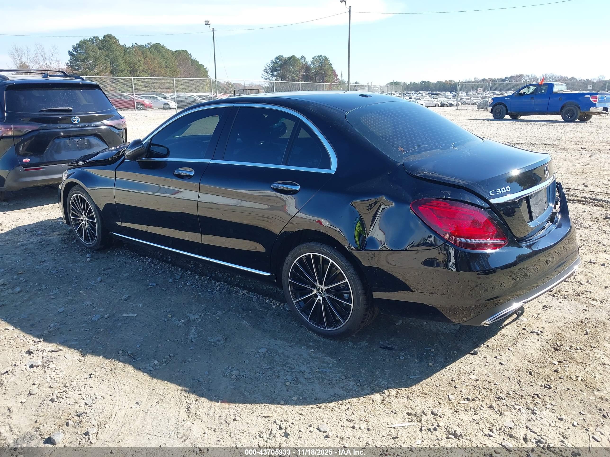 MERCEDES-BENZ C image 3