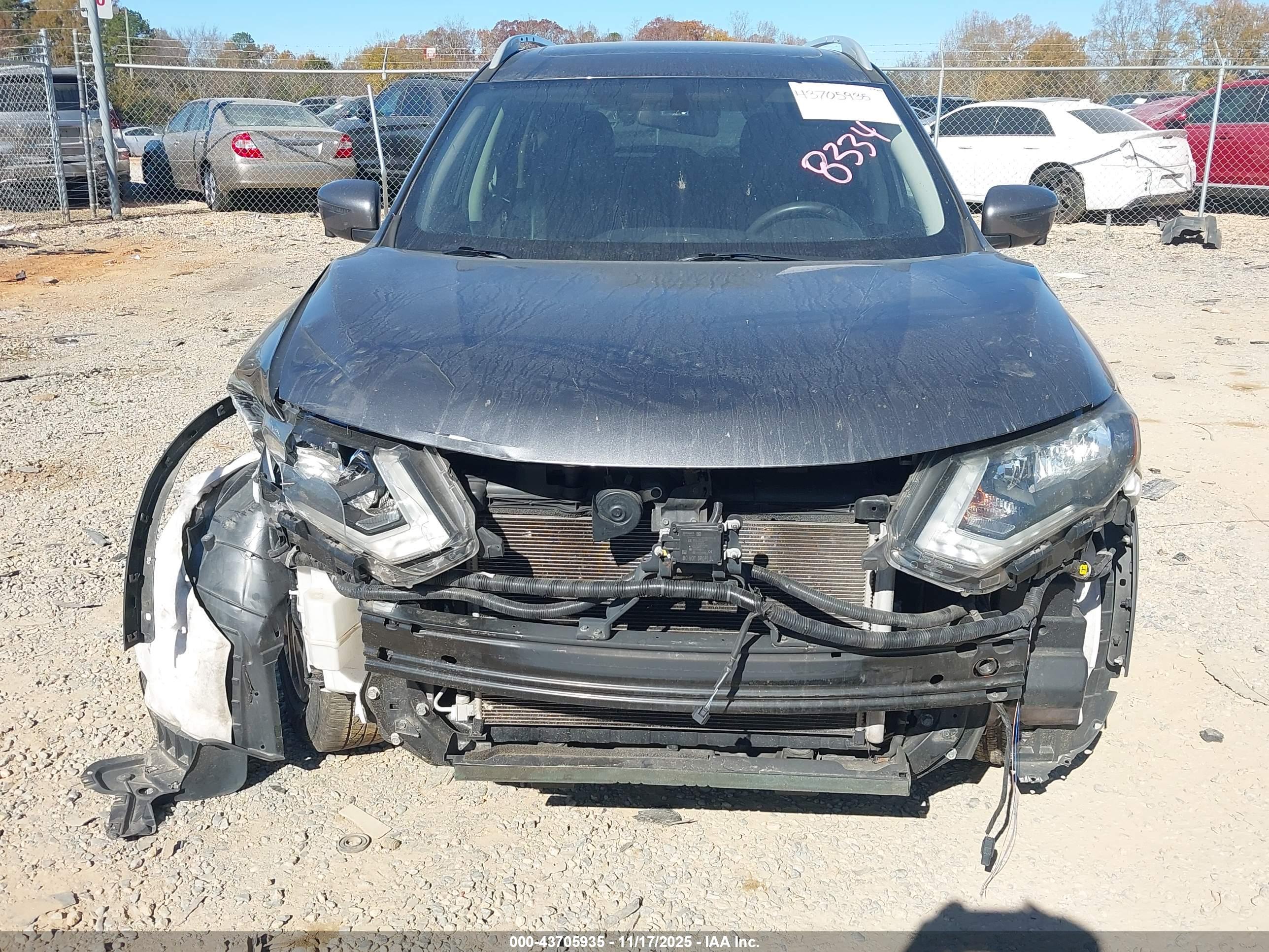 NISSAN ROGUE image 6