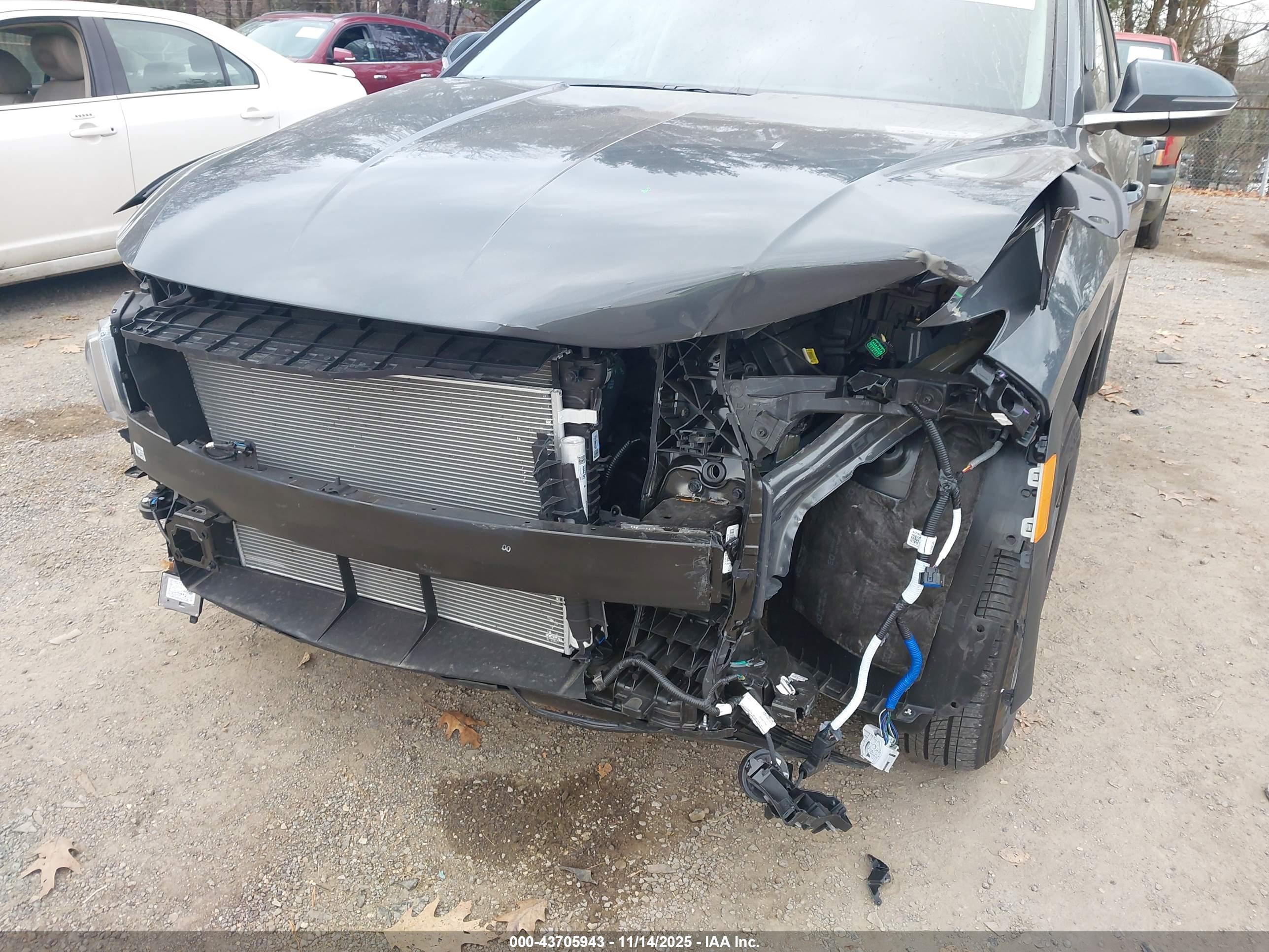 HYUNDAI TUCSON image 6