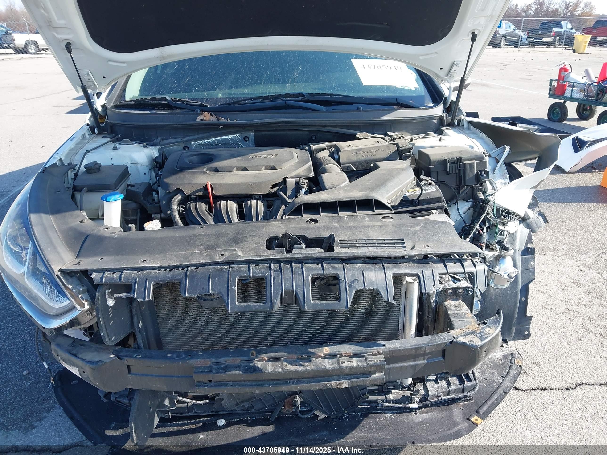 HYUNDAI SONATA image 10