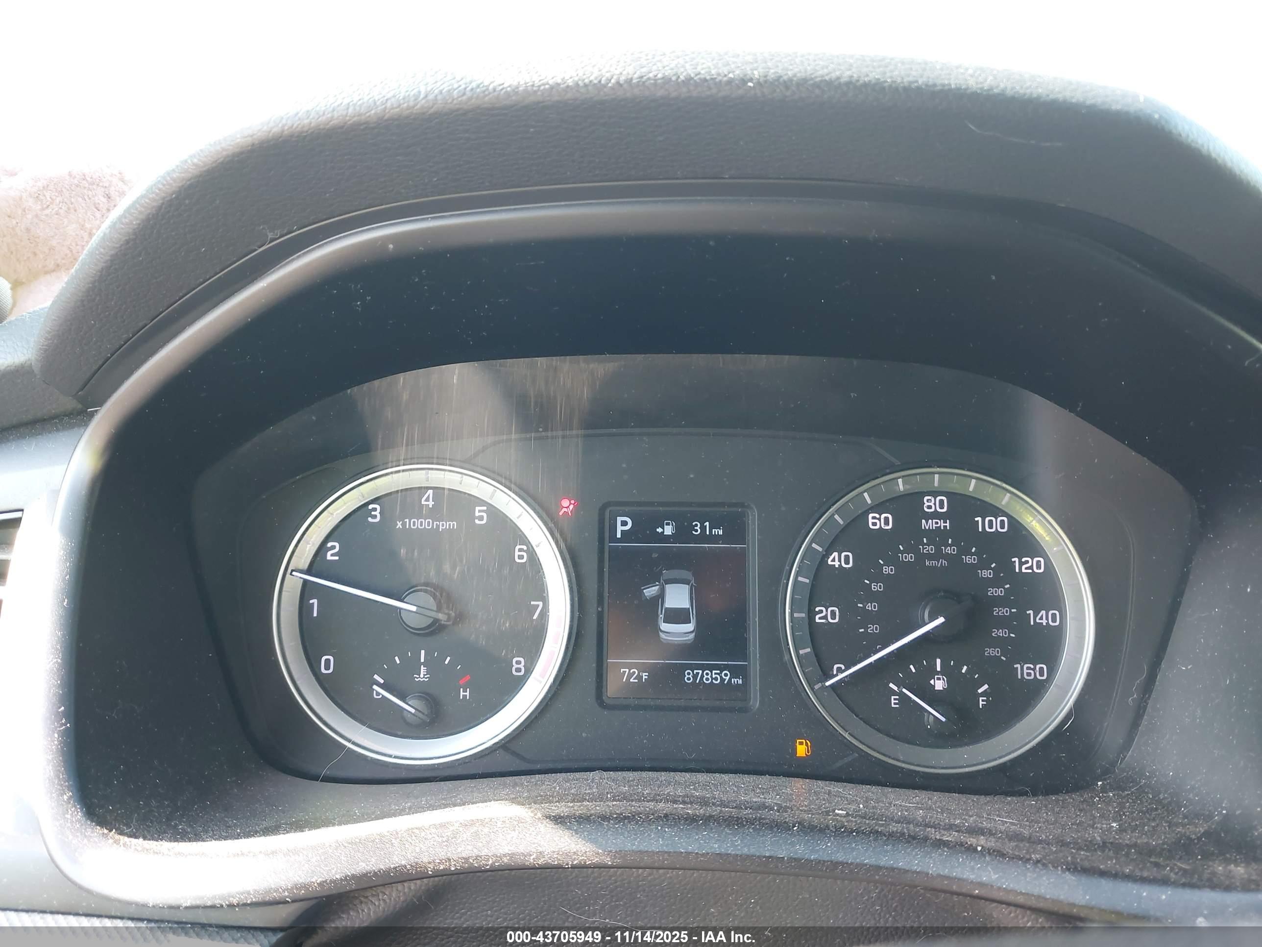 HYUNDAI SONATA image 7