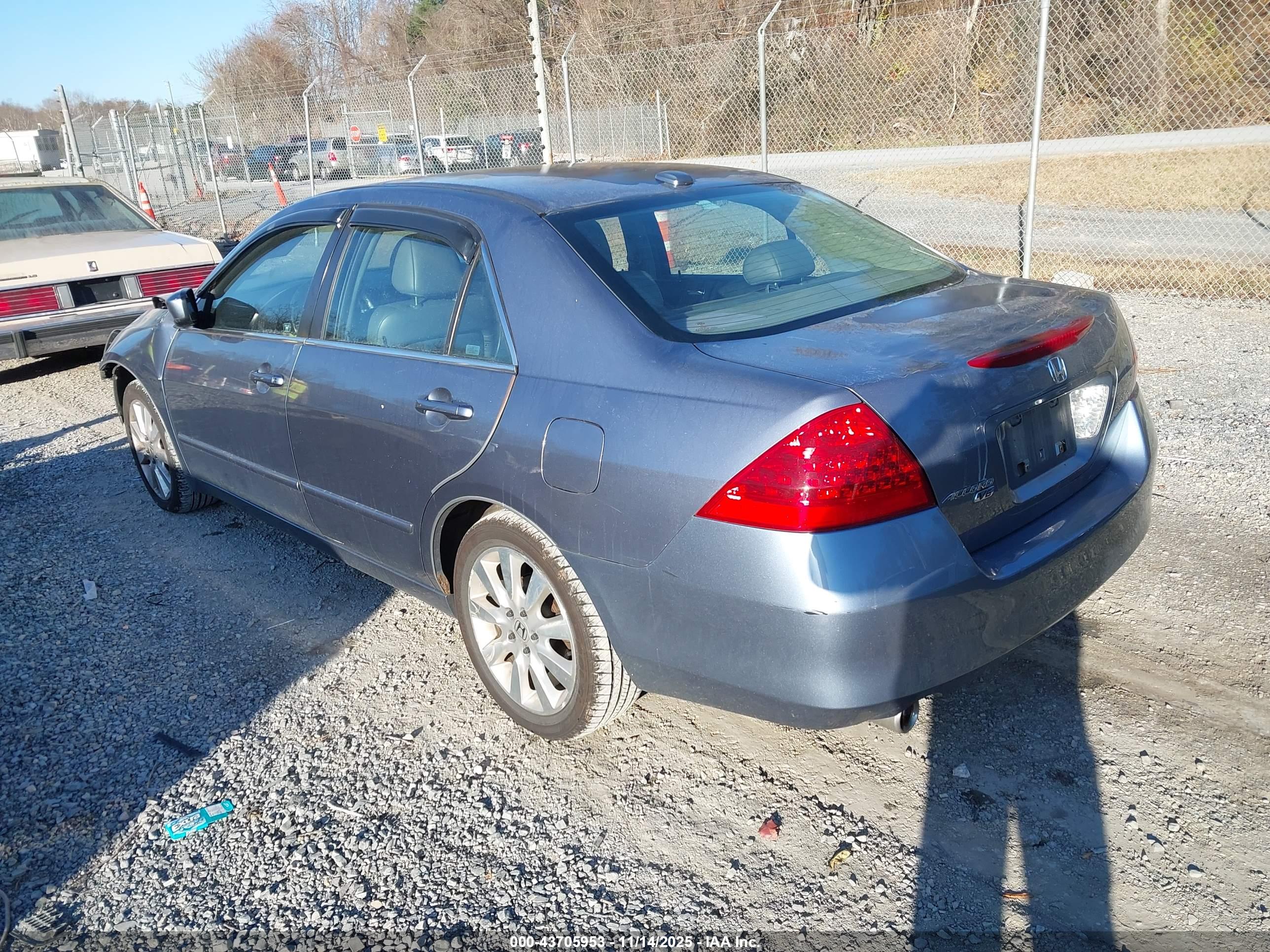 HONDA ACCORD image 3