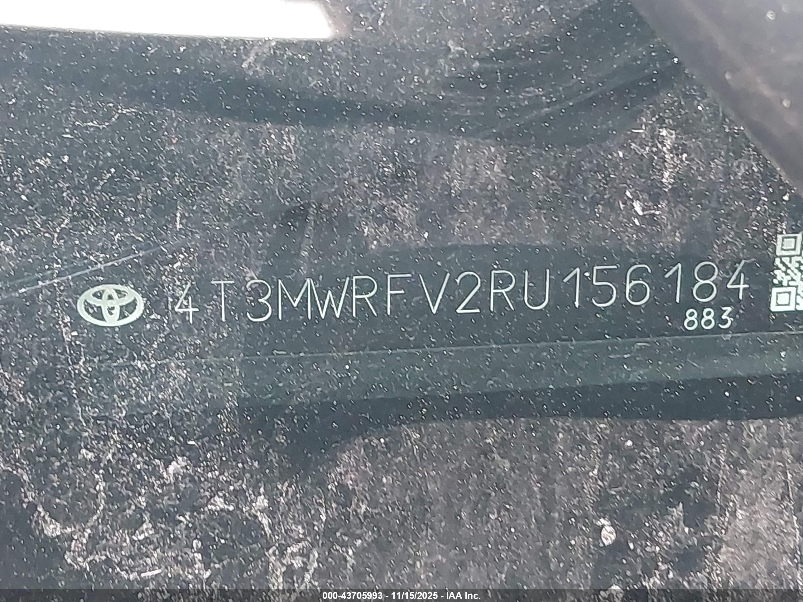 TOYOTA RAV4 image 9