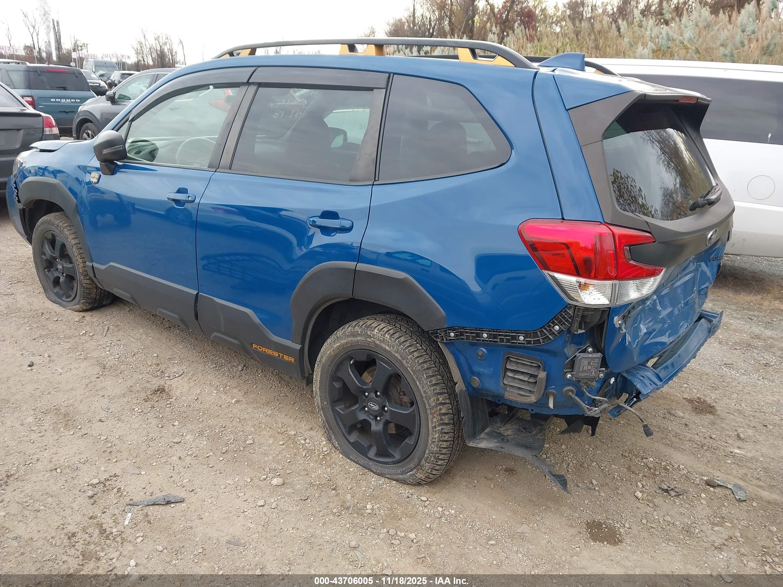 SUBARU FORESTER image 3