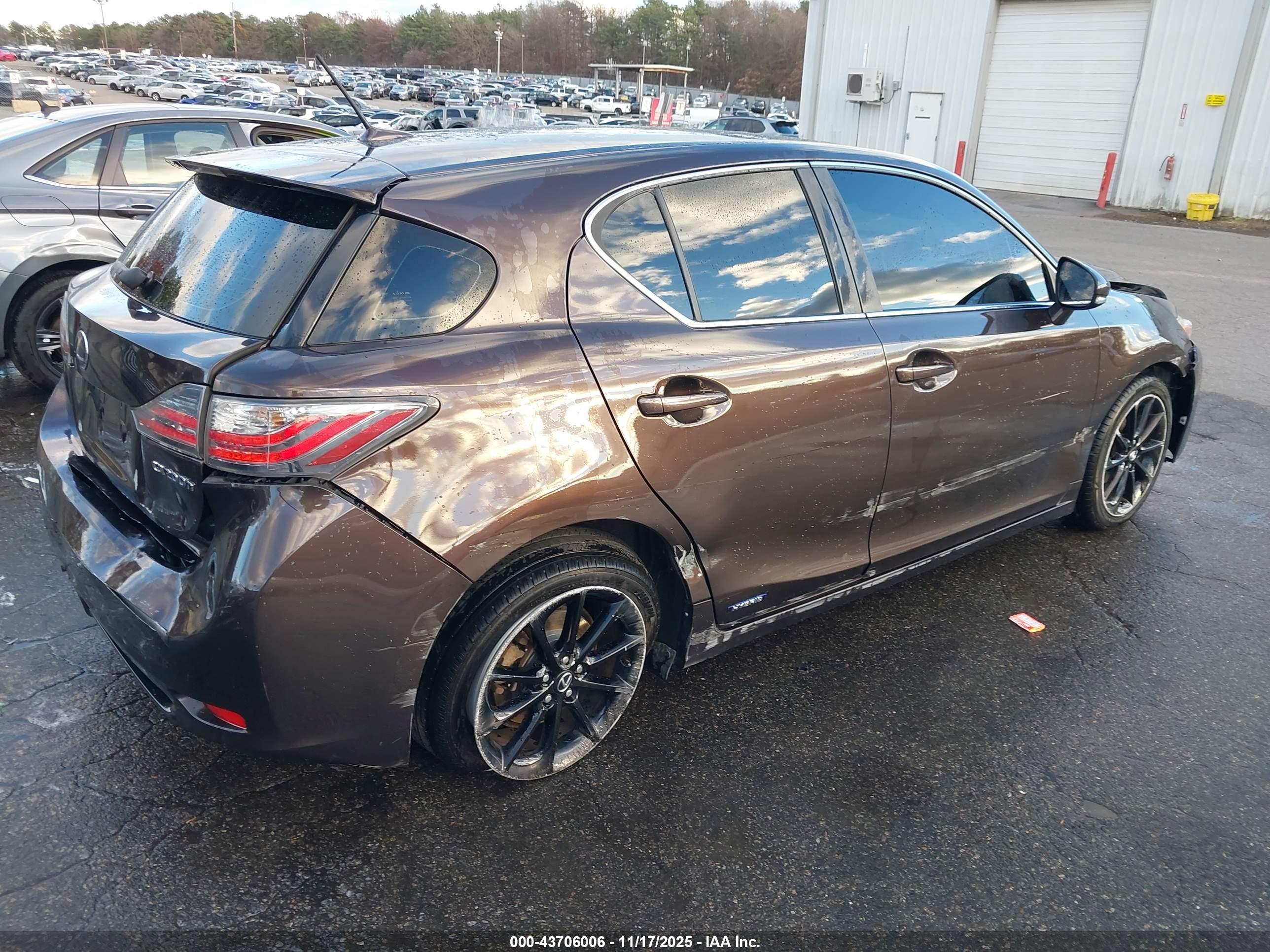 LEXUS CT image 4