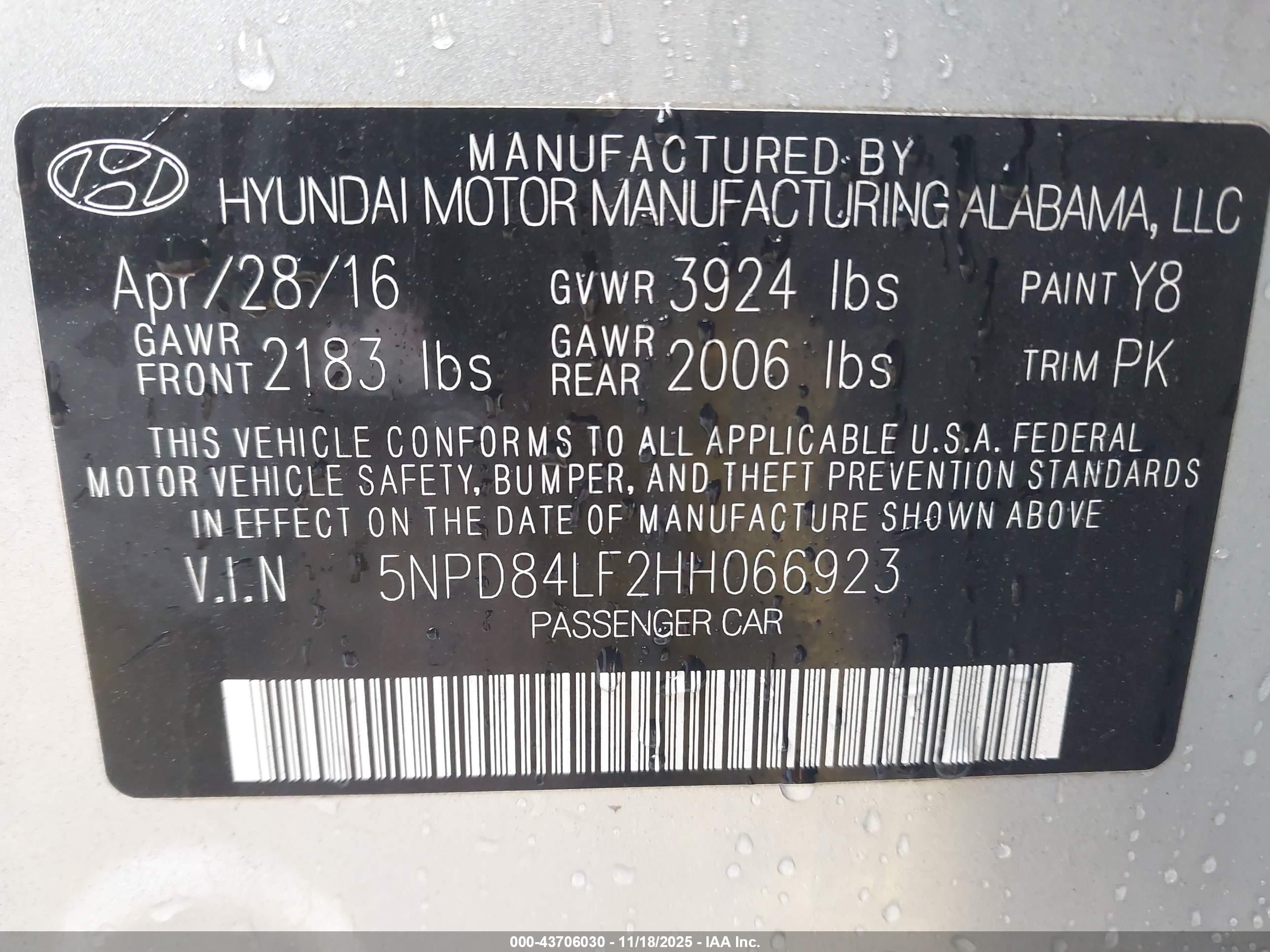 HYUNDAI ELANTRA image 9