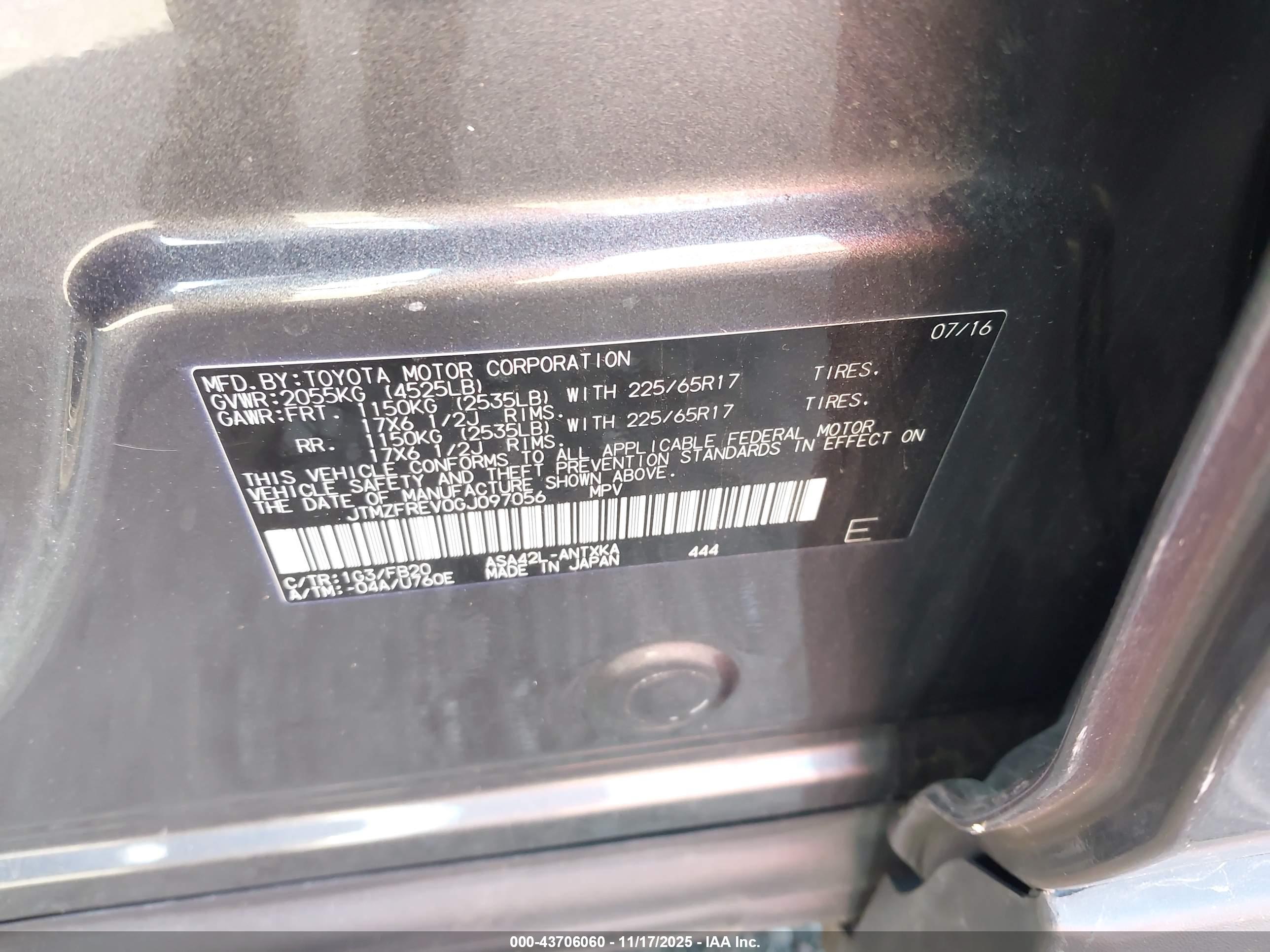 TOYOTA RAV4 image 9