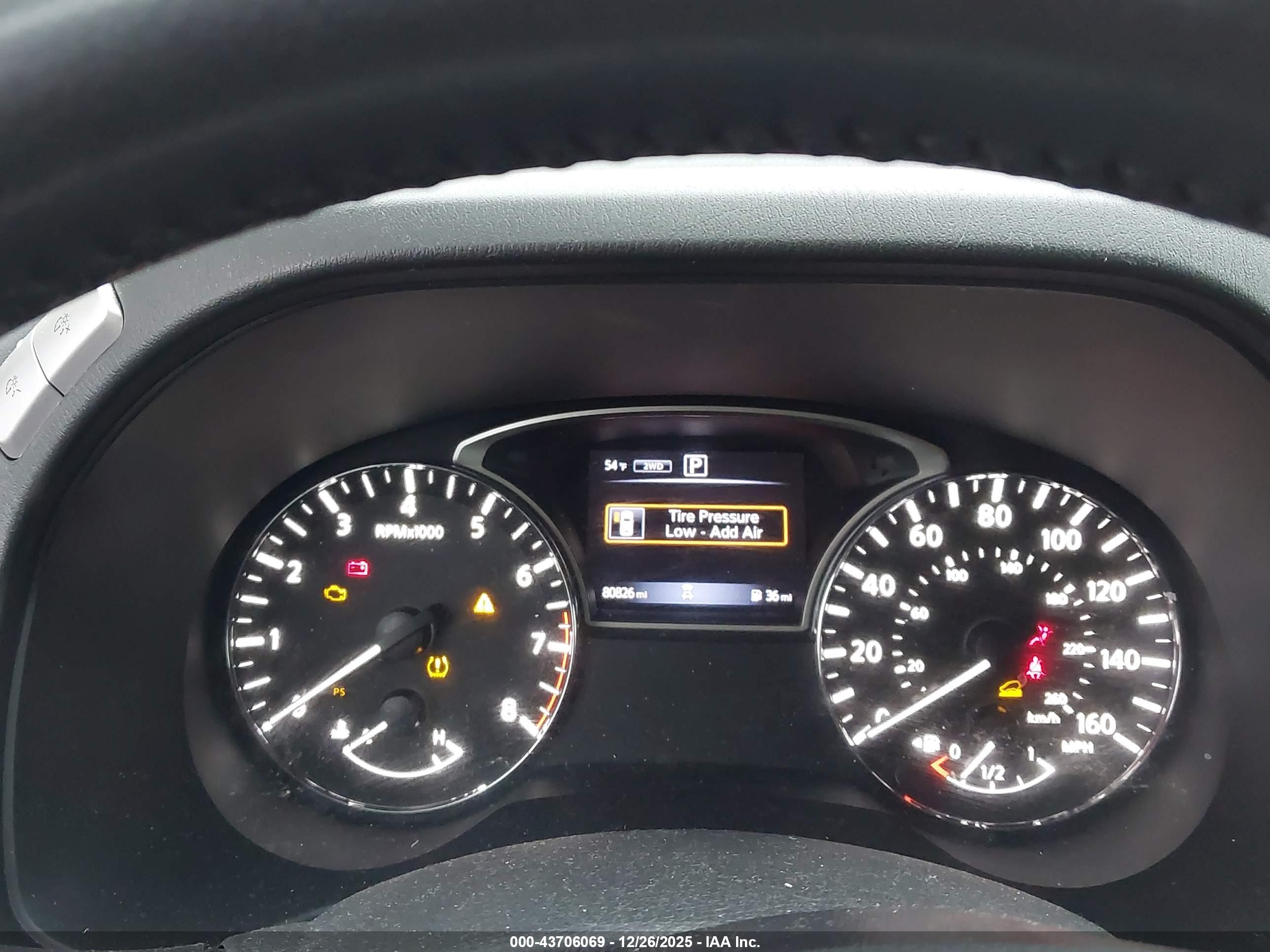 NISSAN PATHFINDER image 7