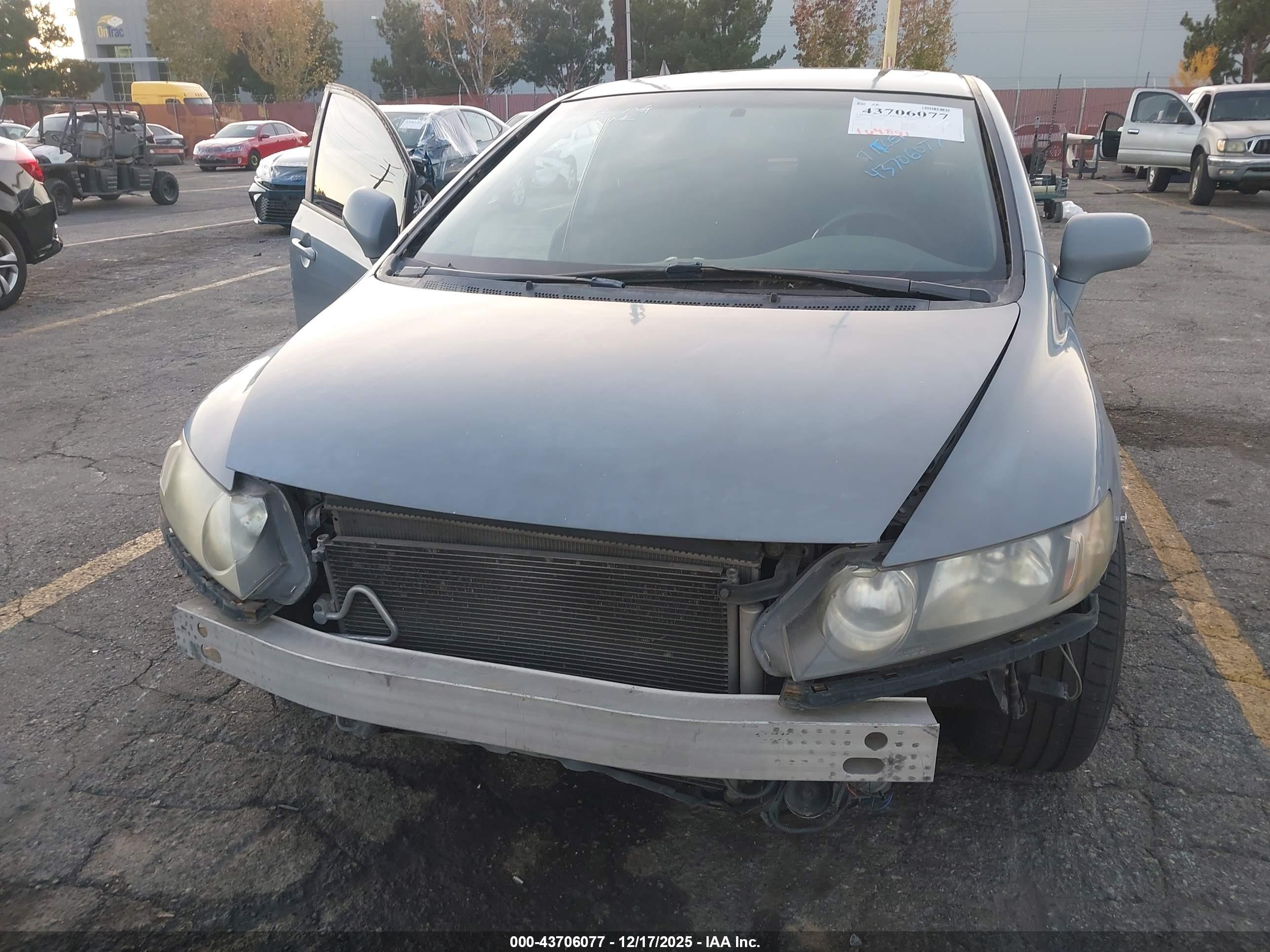 HONDA CIVIC image 6