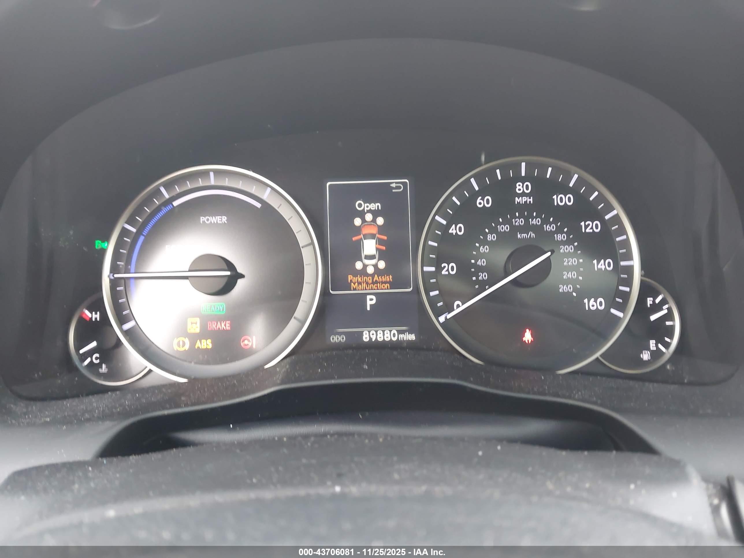 LEXUS ES image 7