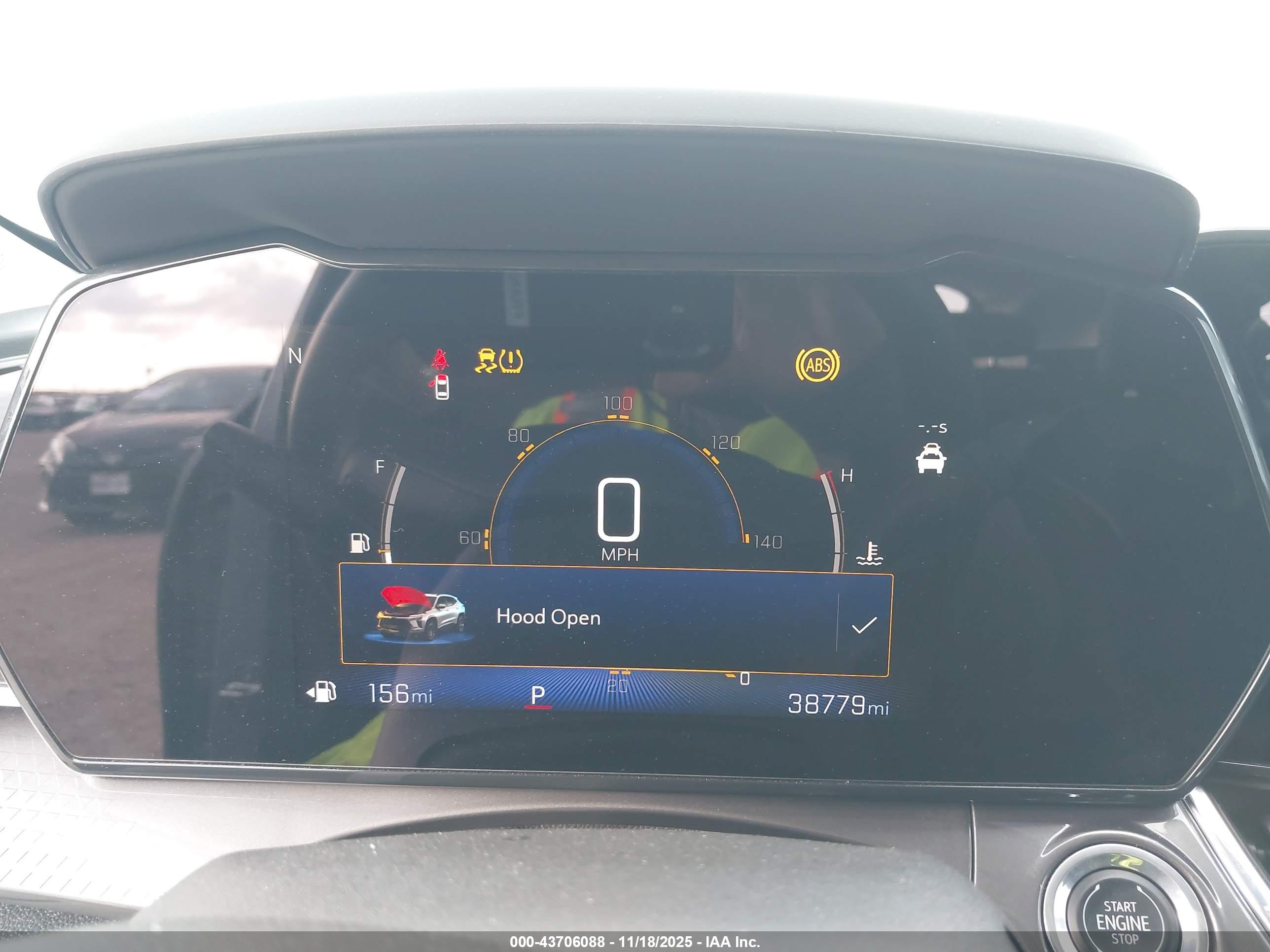 CHEVROLET TRAX image 7