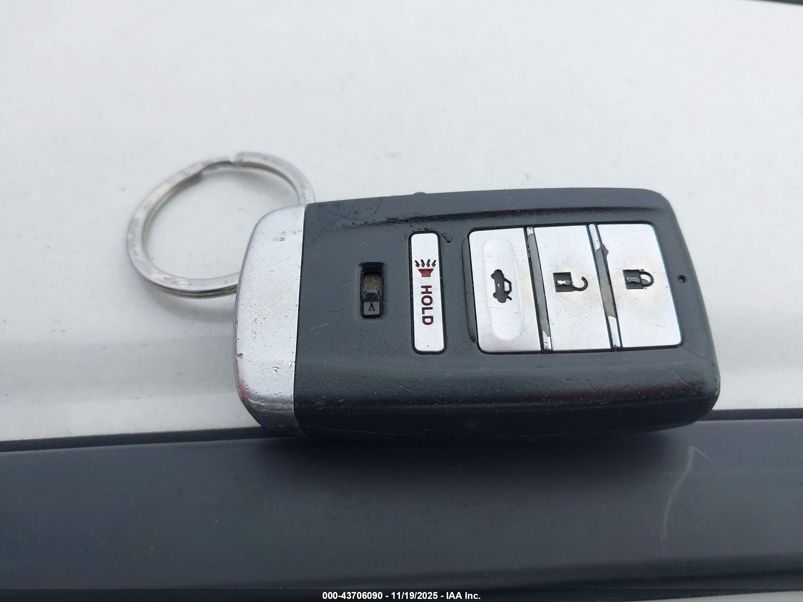 ACURA TLX image 11