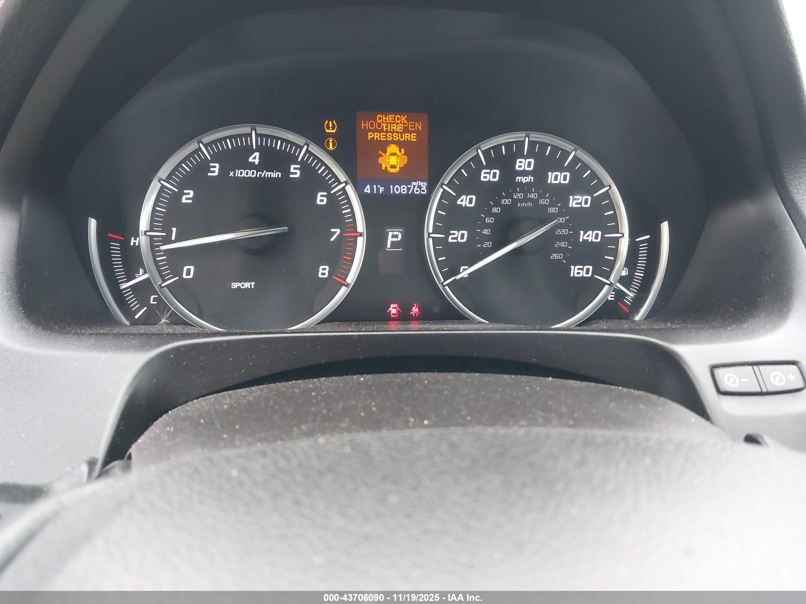 ACURA TLX image 7
