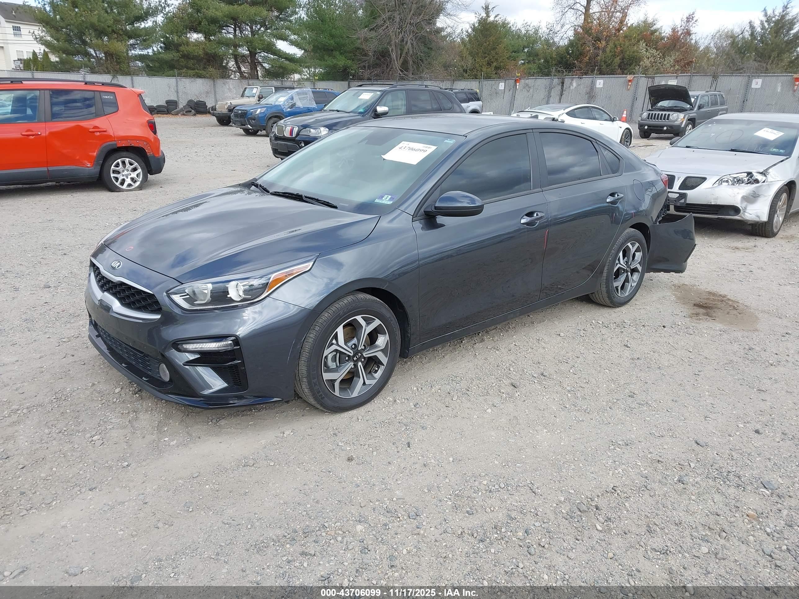 KIA FORTE image 2