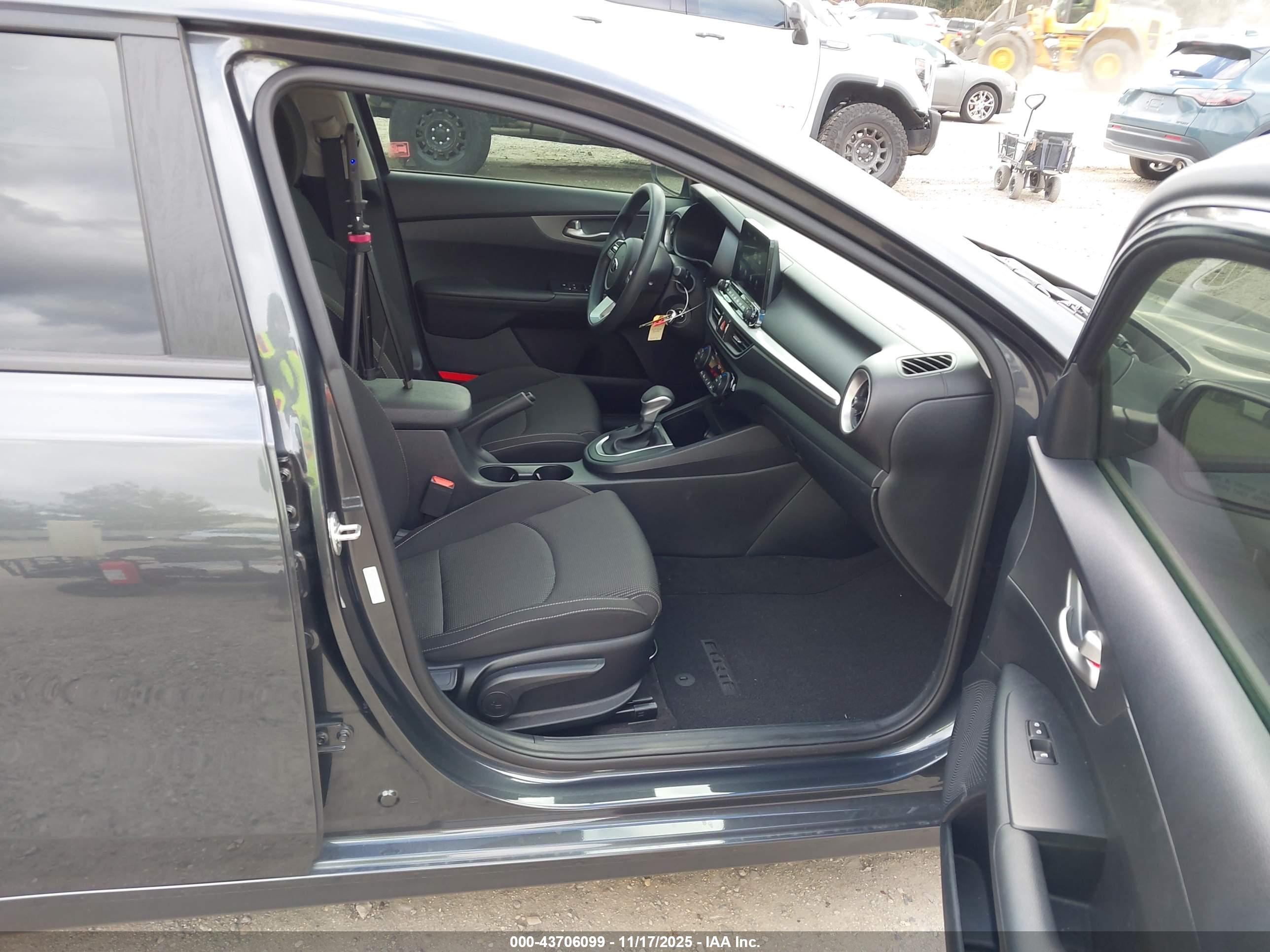 KIA FORTE image 5