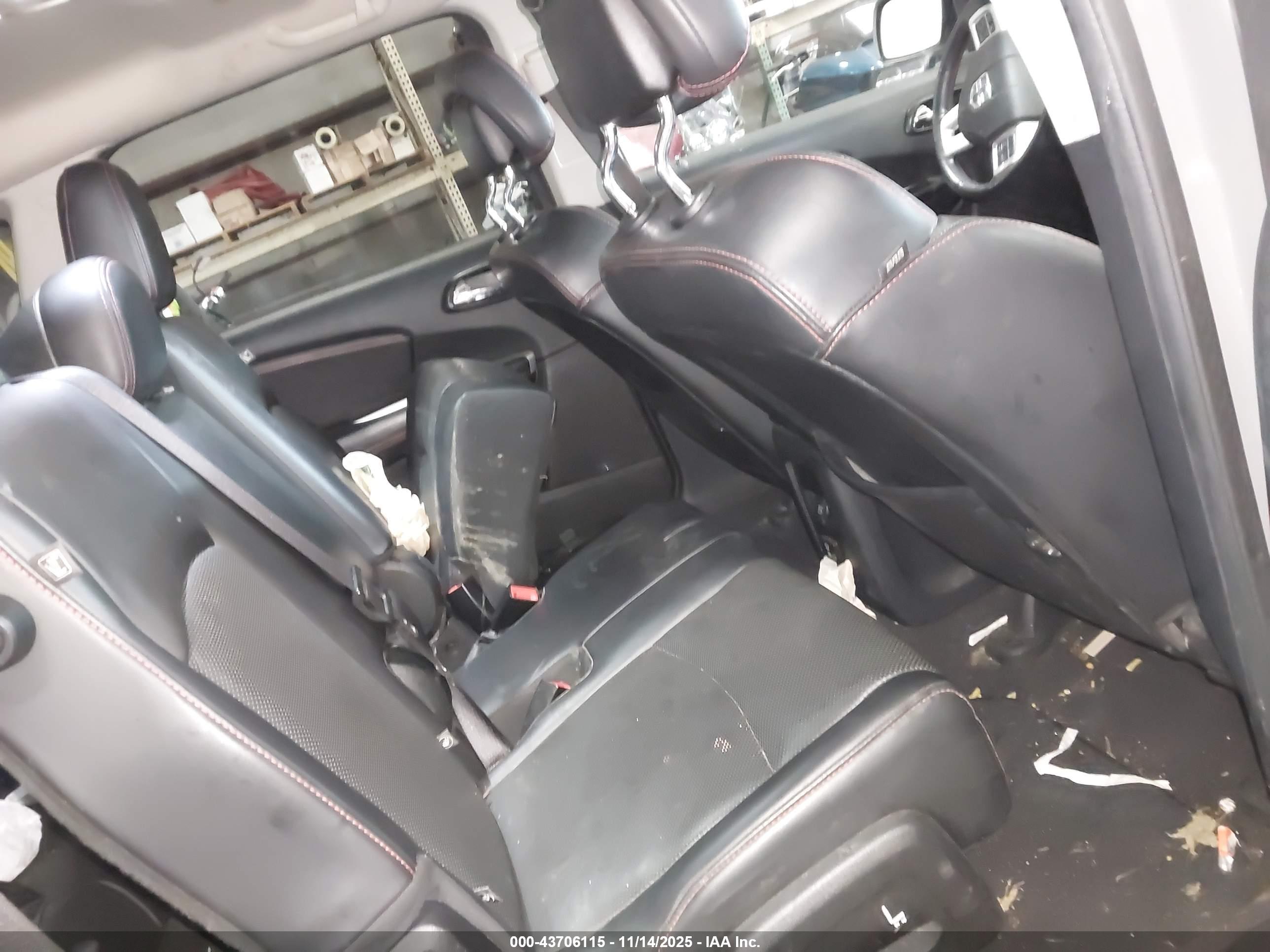 DODGE JOURNEY image 8
