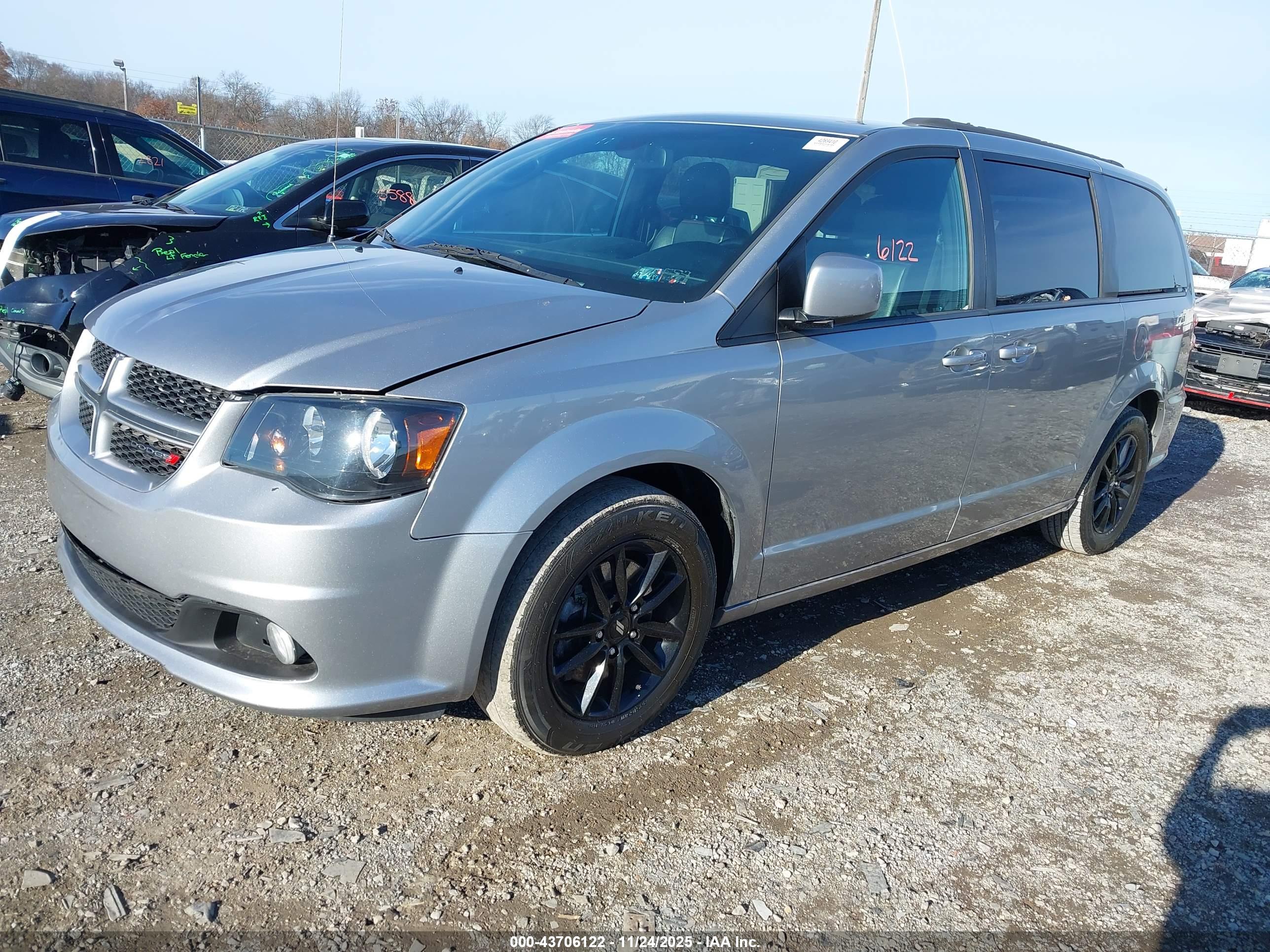 DODGE GRAND image 2