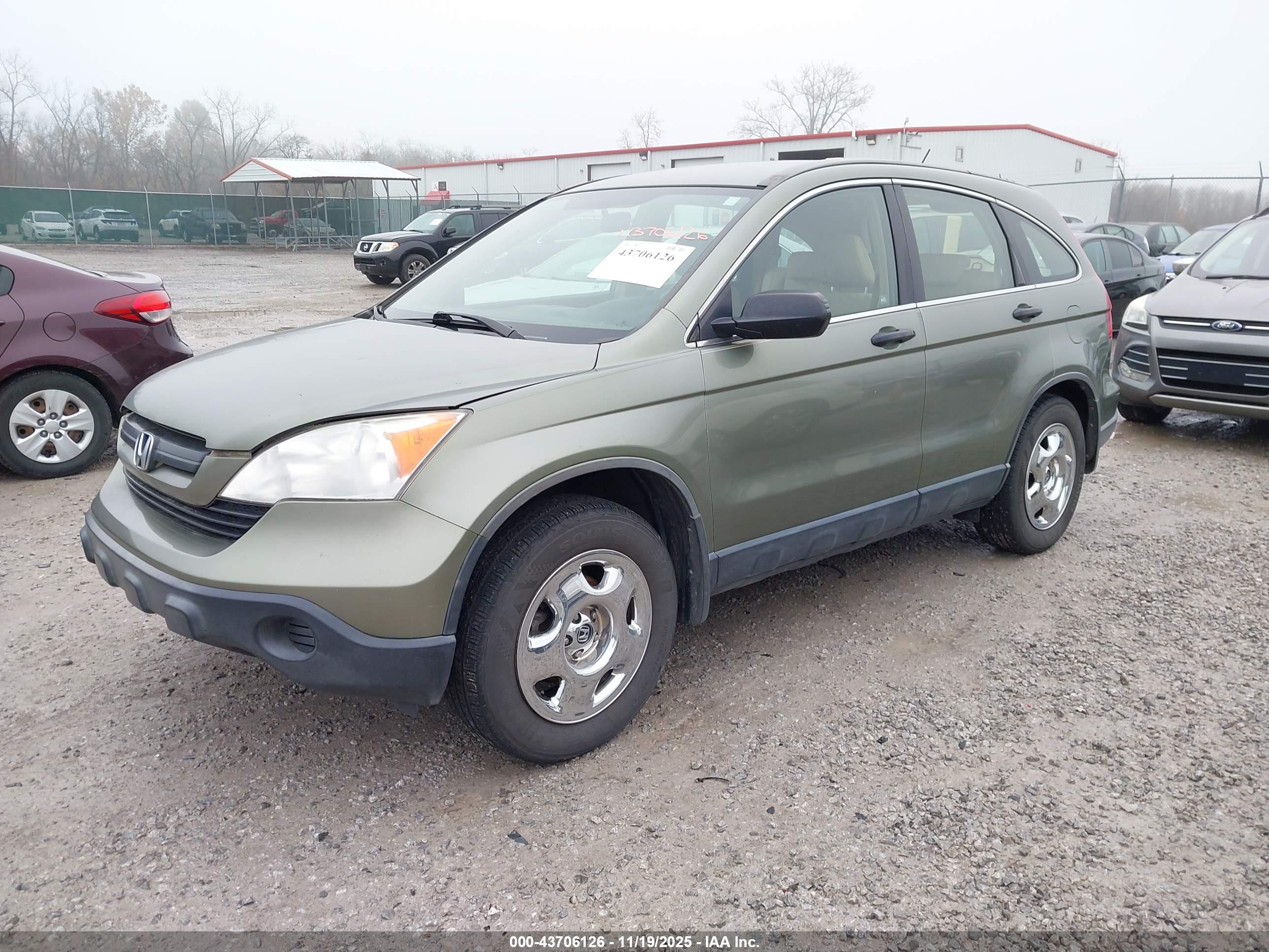 HONDA CR-V image 2