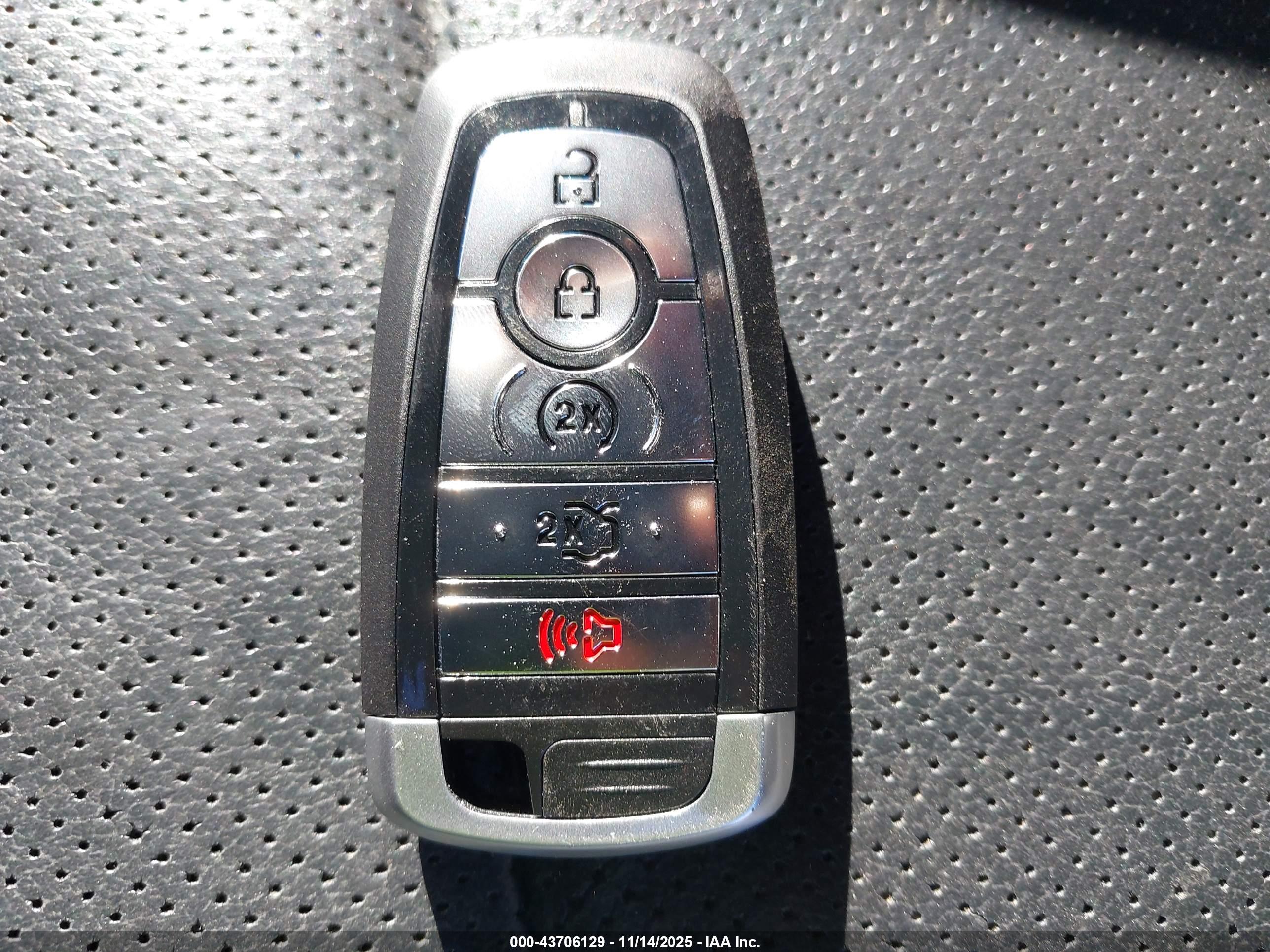 FORD EXPLORER image 11