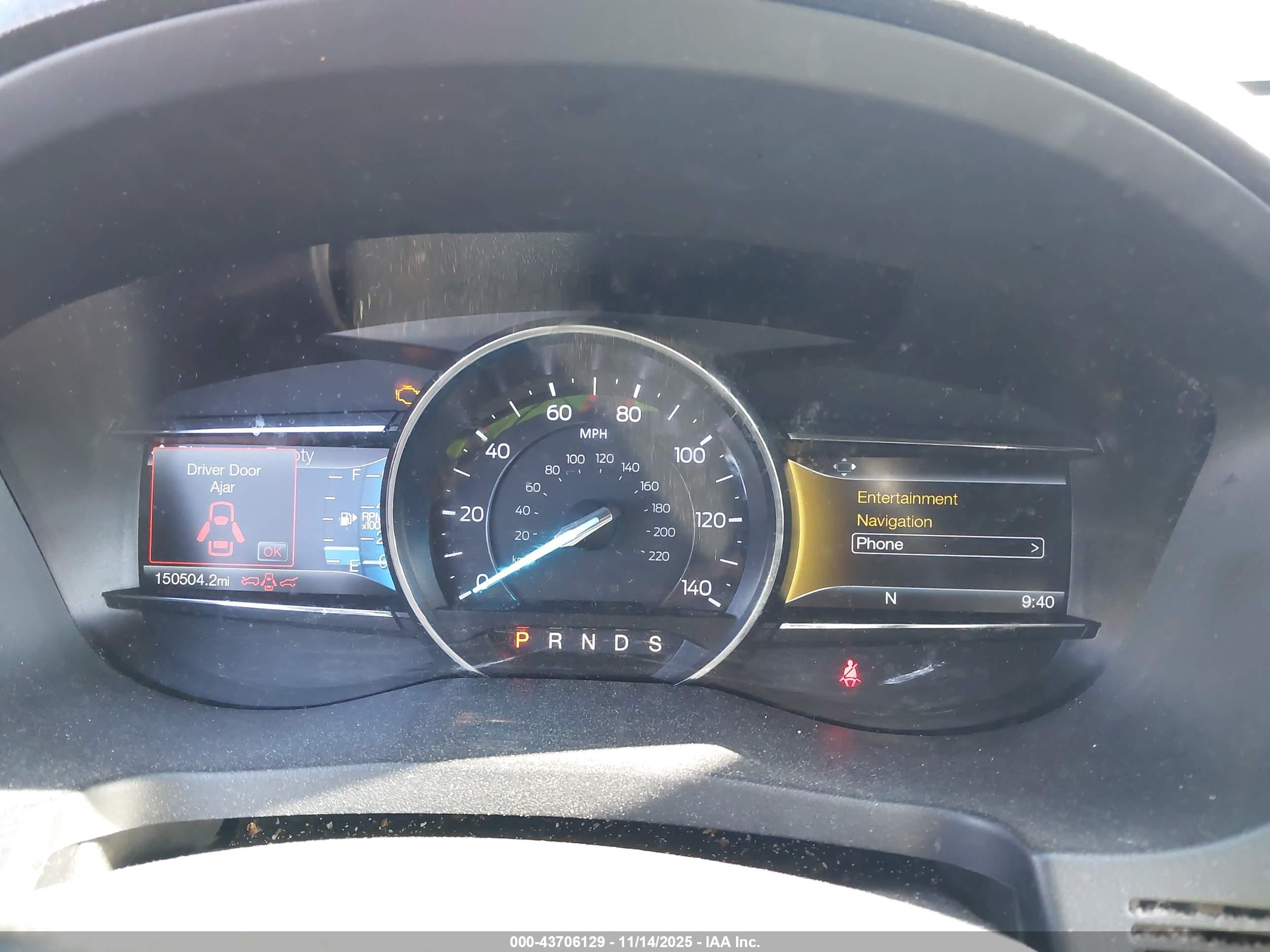 FORD EXPLORER image 7