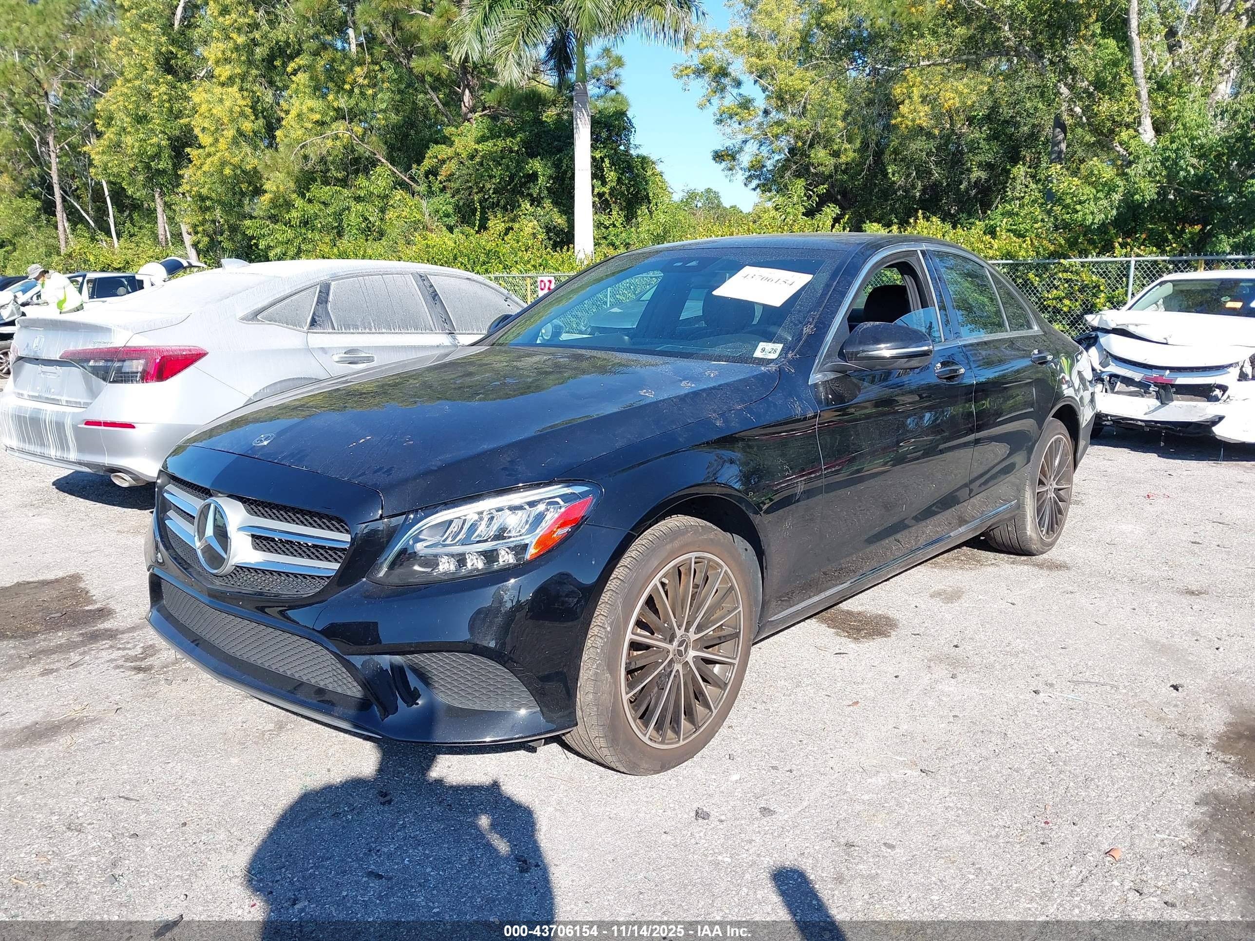 MERCEDES-BENZ C image 2