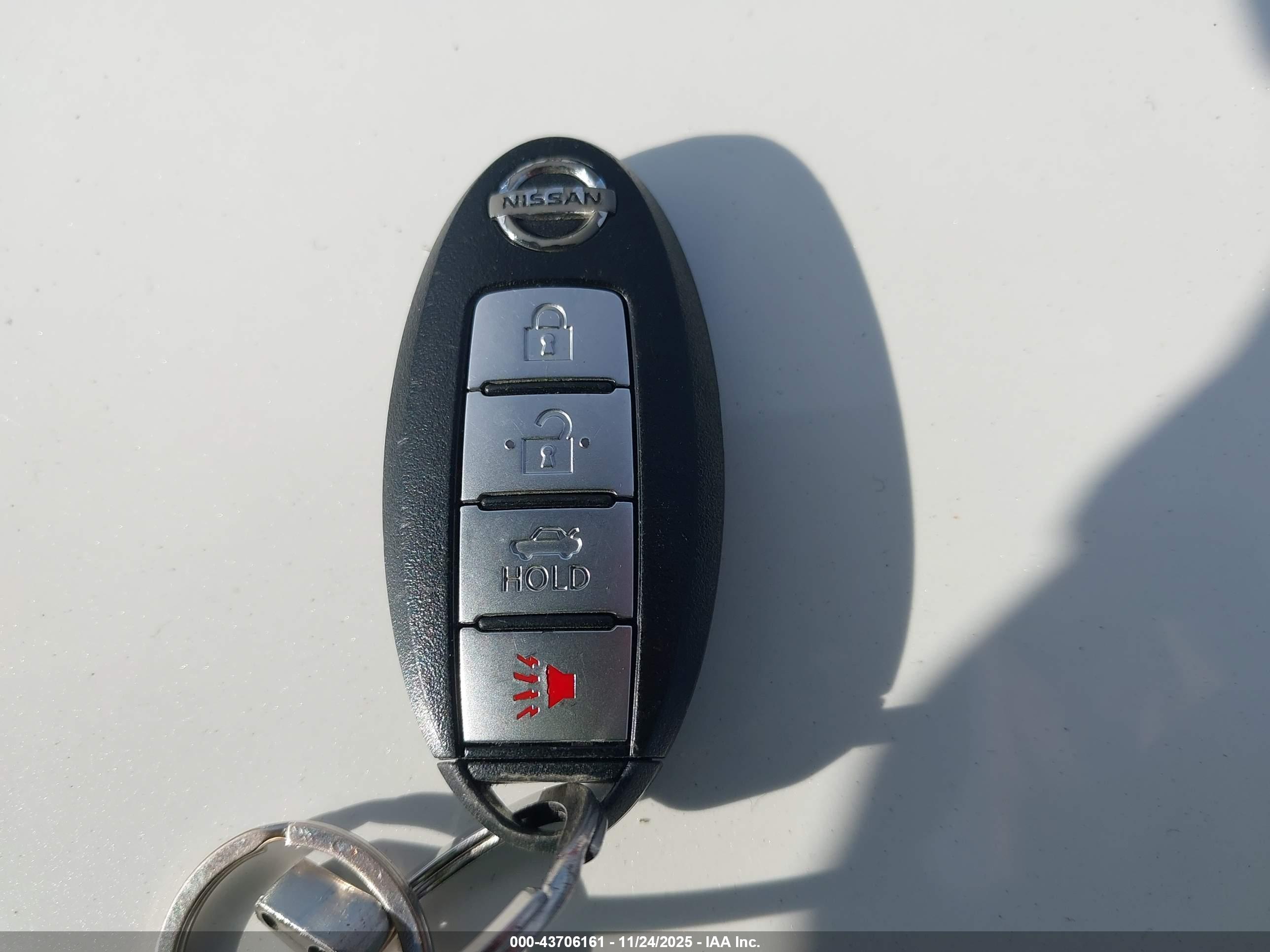 NISSAN ALTIMA image 11