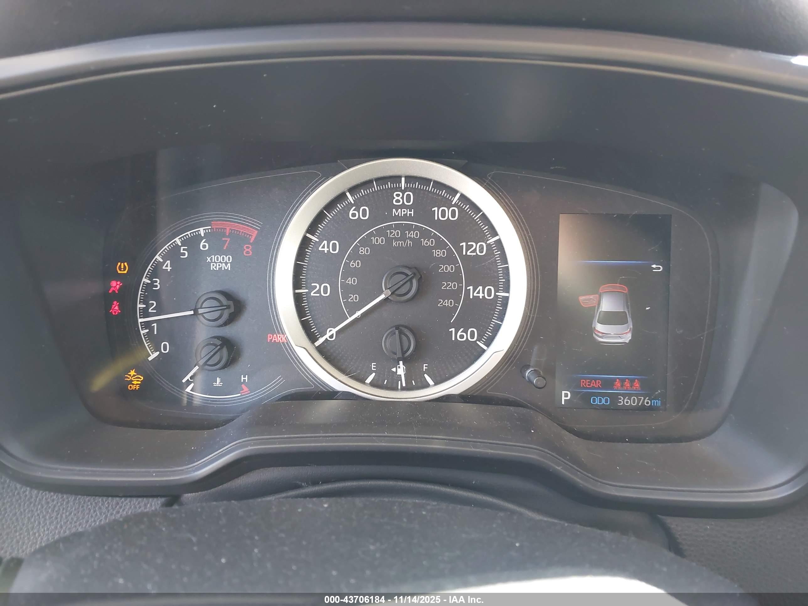 TOYOTA COROLLA image 7