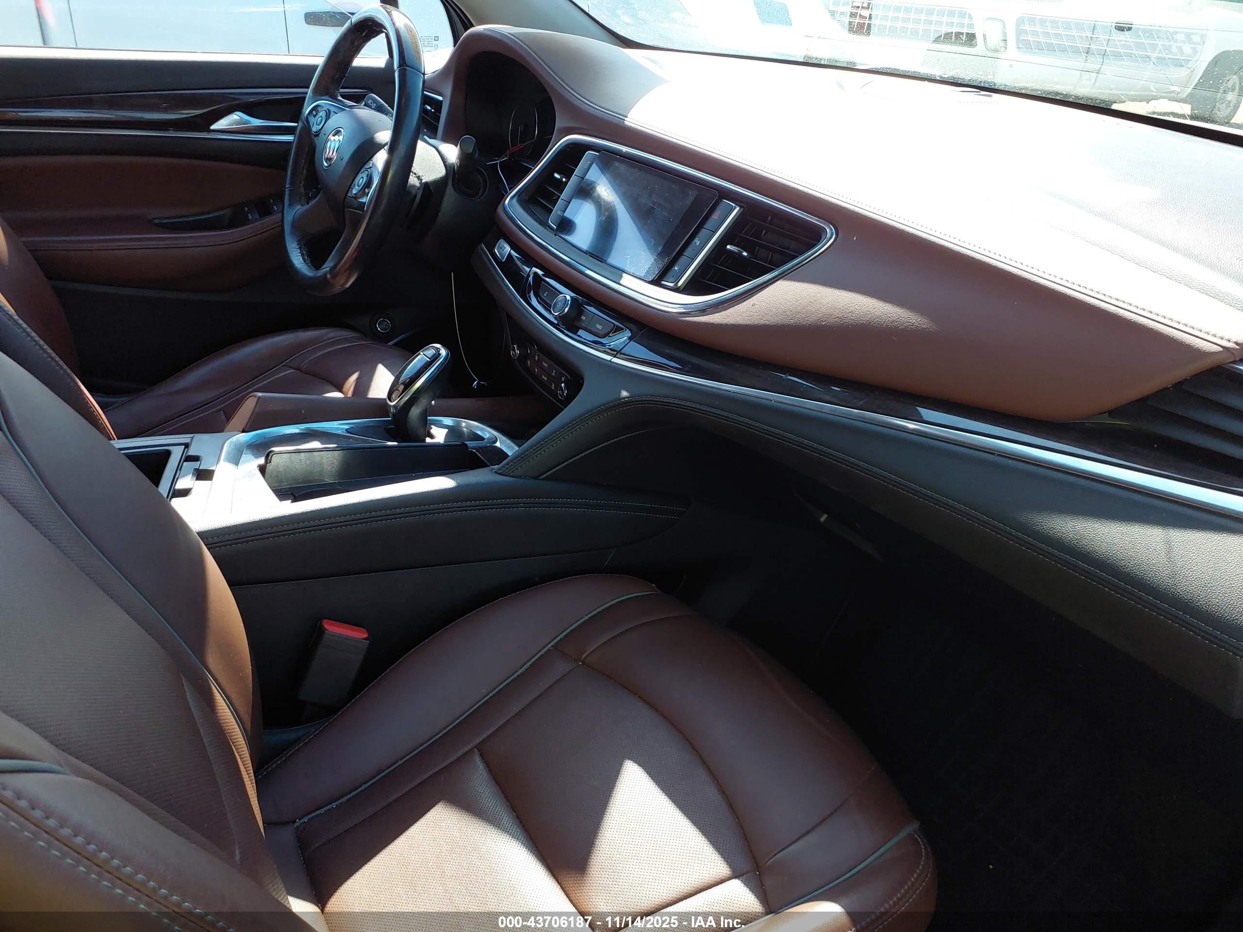 BUICK ENCLAVE image 5