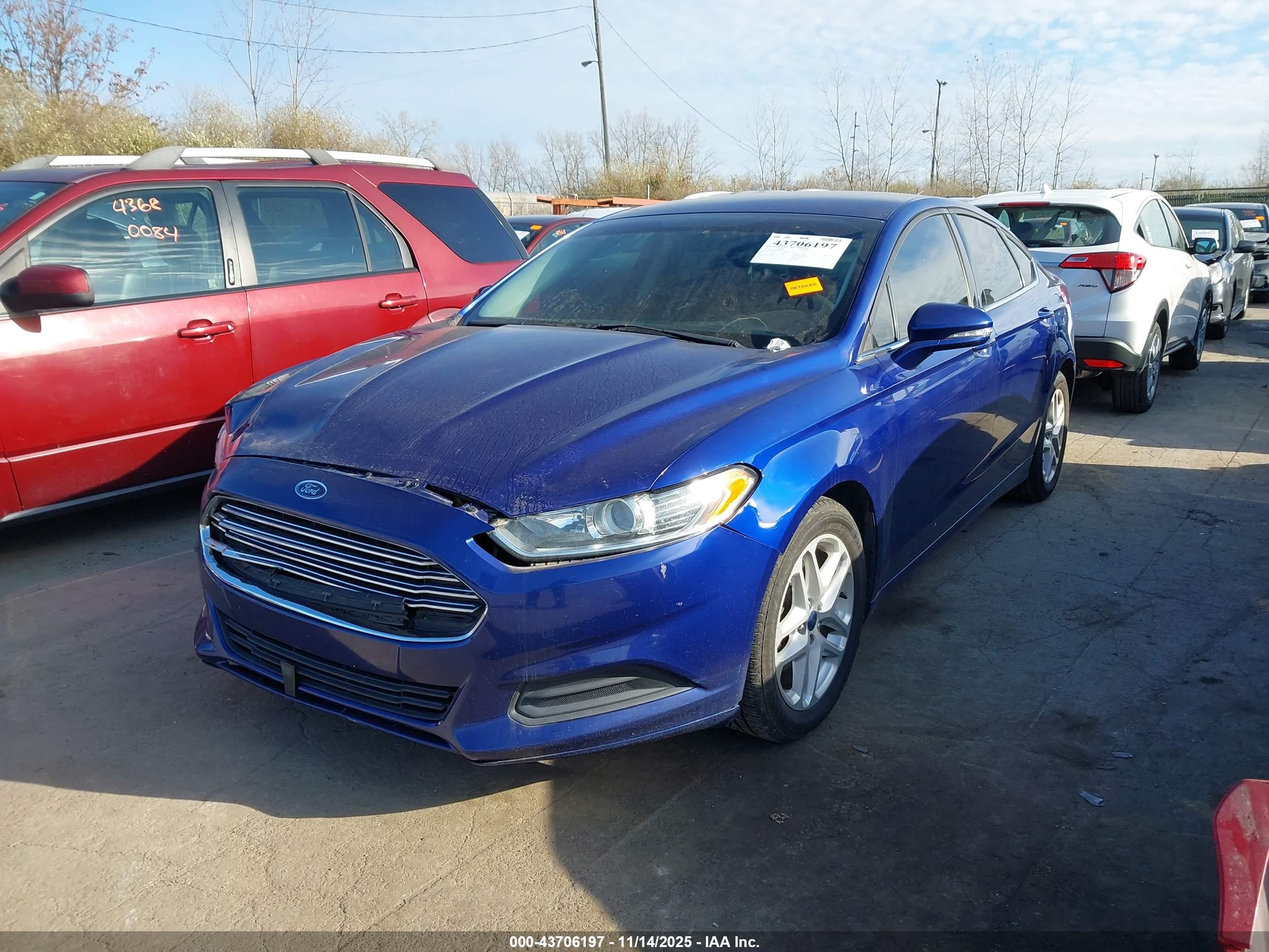 FORD FUSION image 2