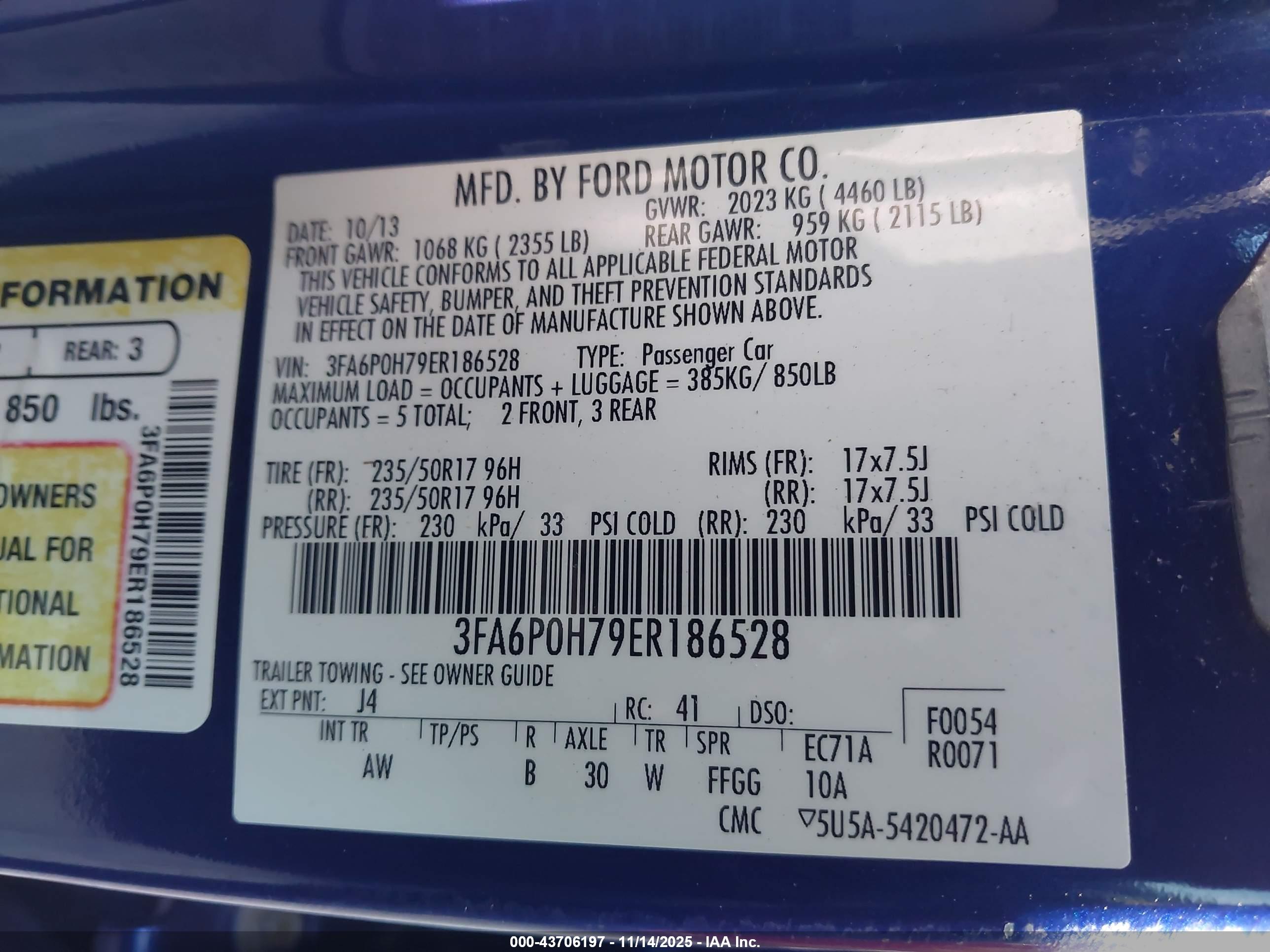 FORD FUSION image 9