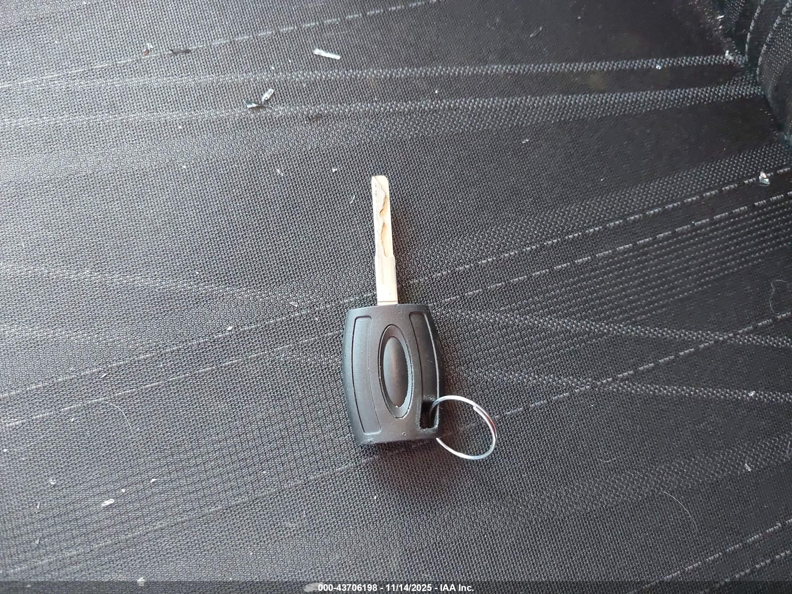 FORD FOCUS image 11