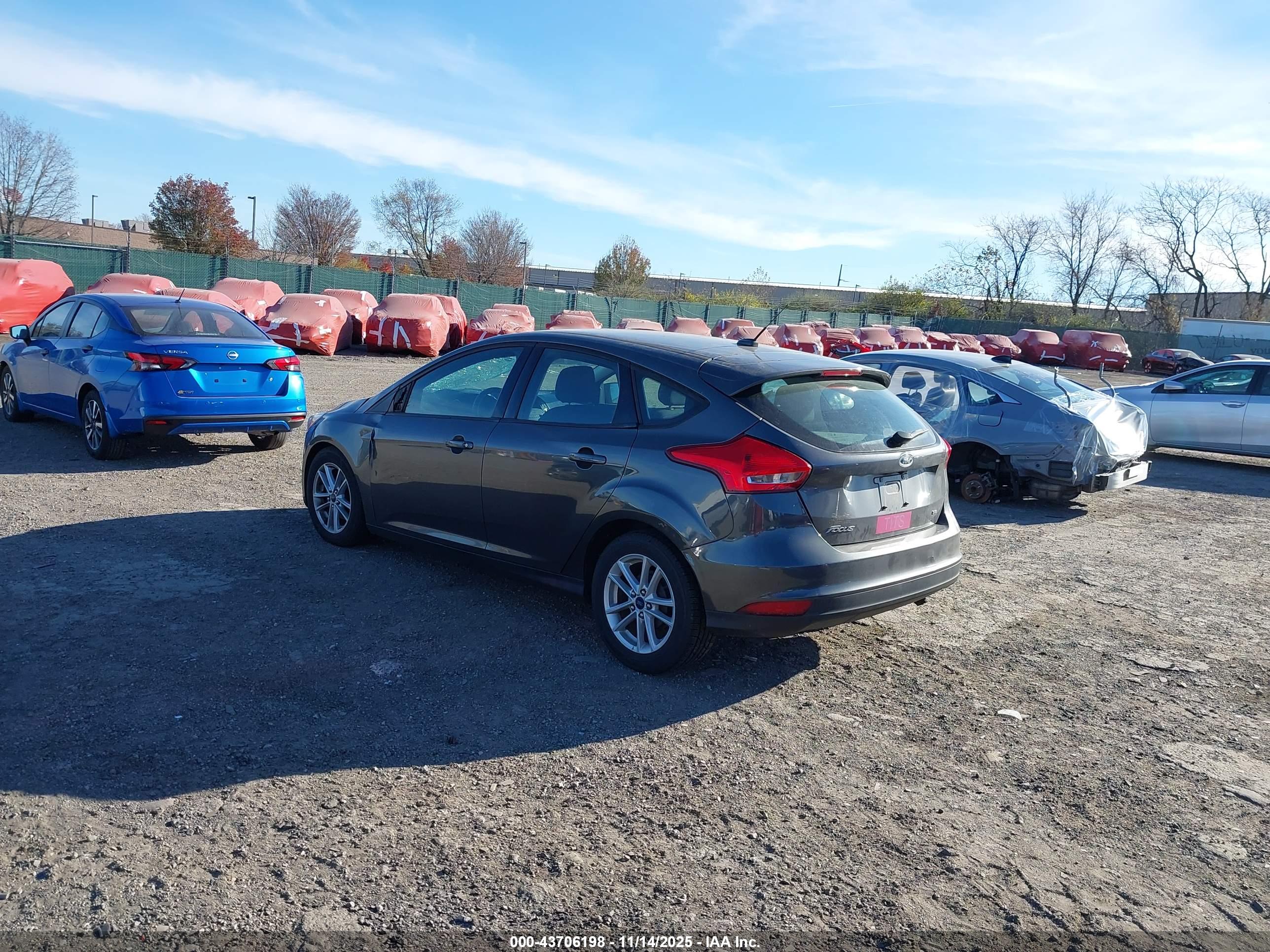FORD FOCUS image 3
