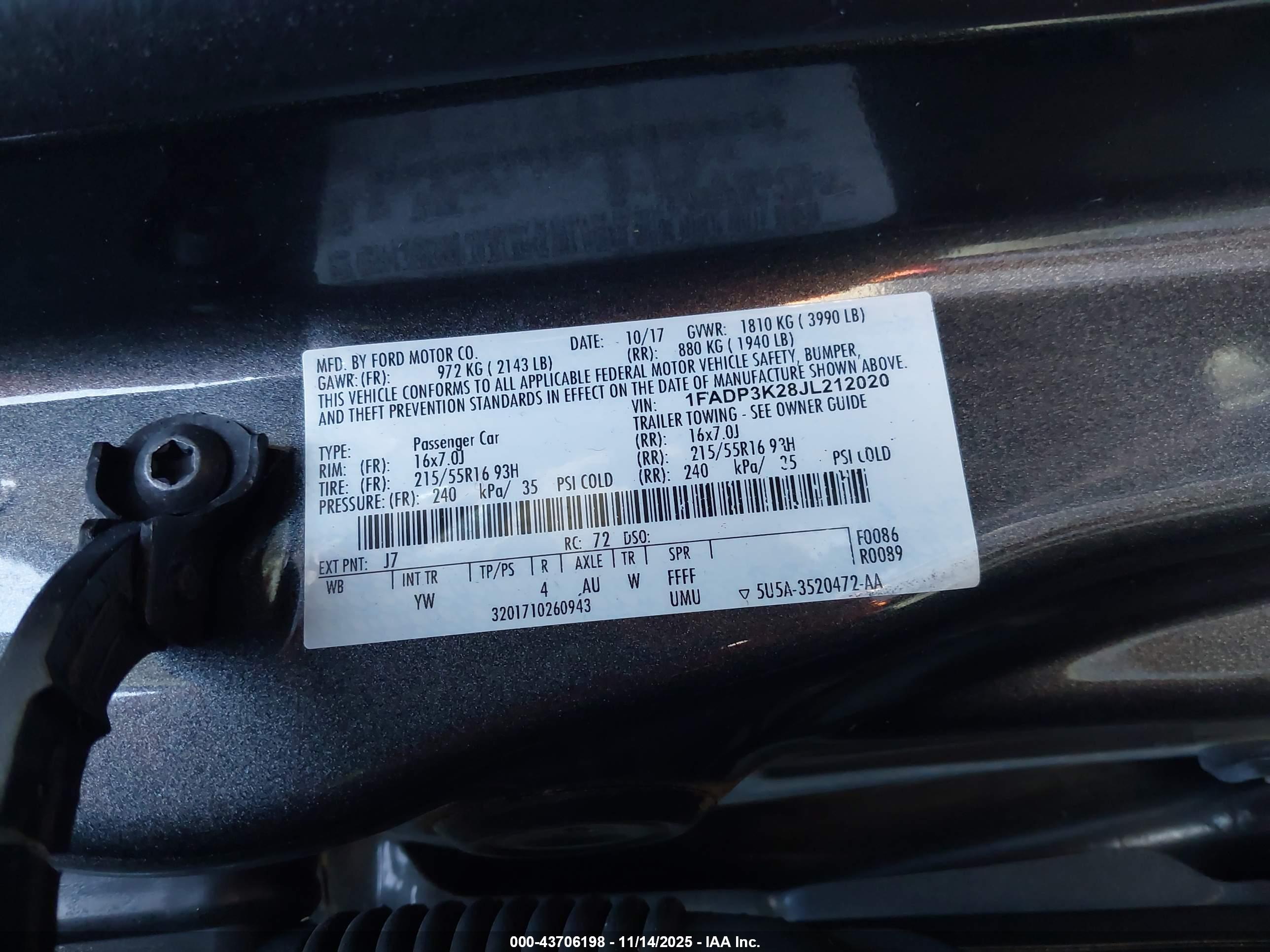 FORD FOCUS image 9