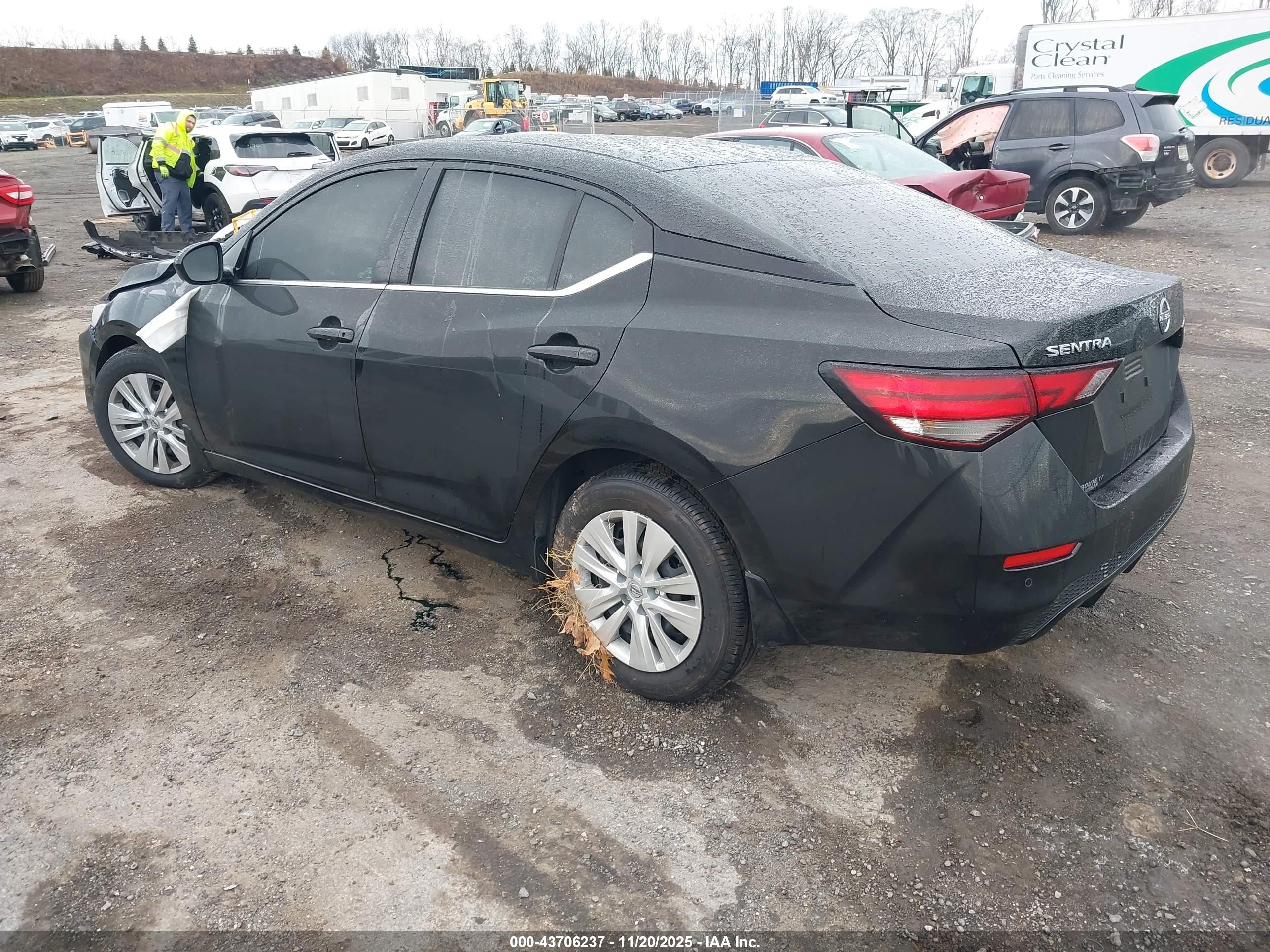 NISSAN SENTRA image 3