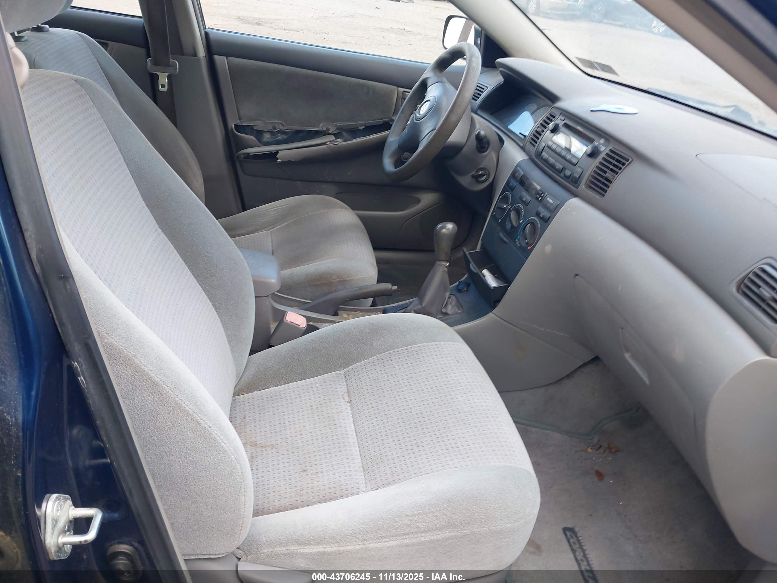 TOYOTA COROLLA image 5
