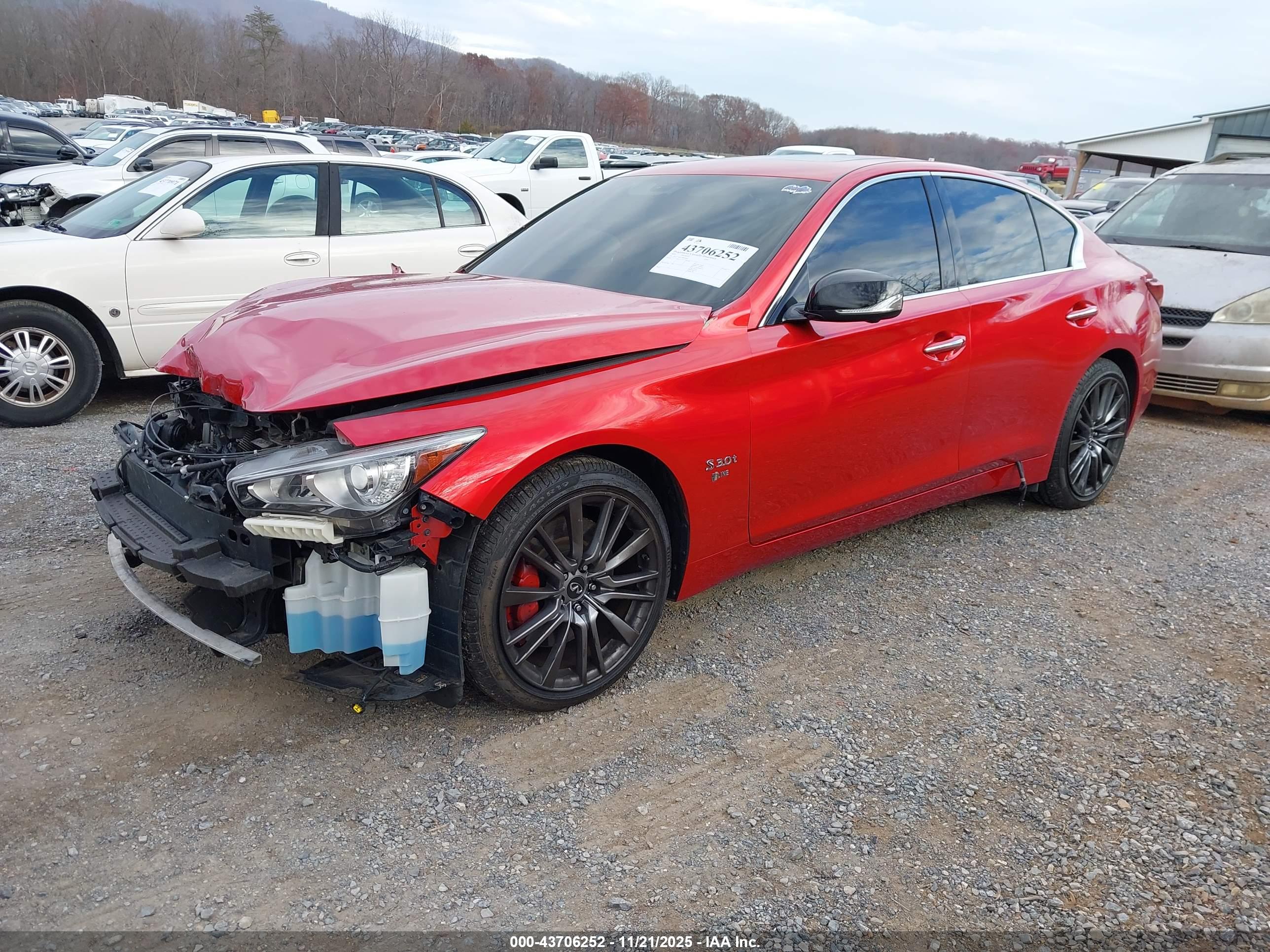 INFINITI Q50 image 2