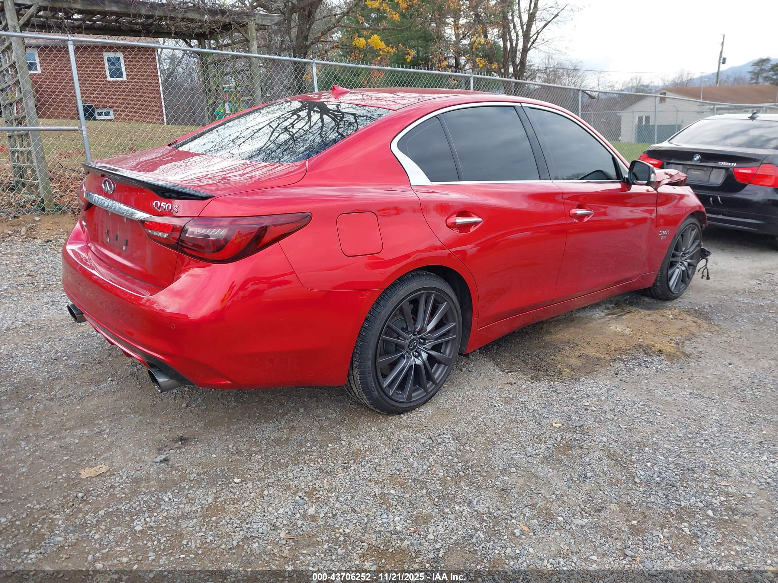 INFINITI Q50 image 4