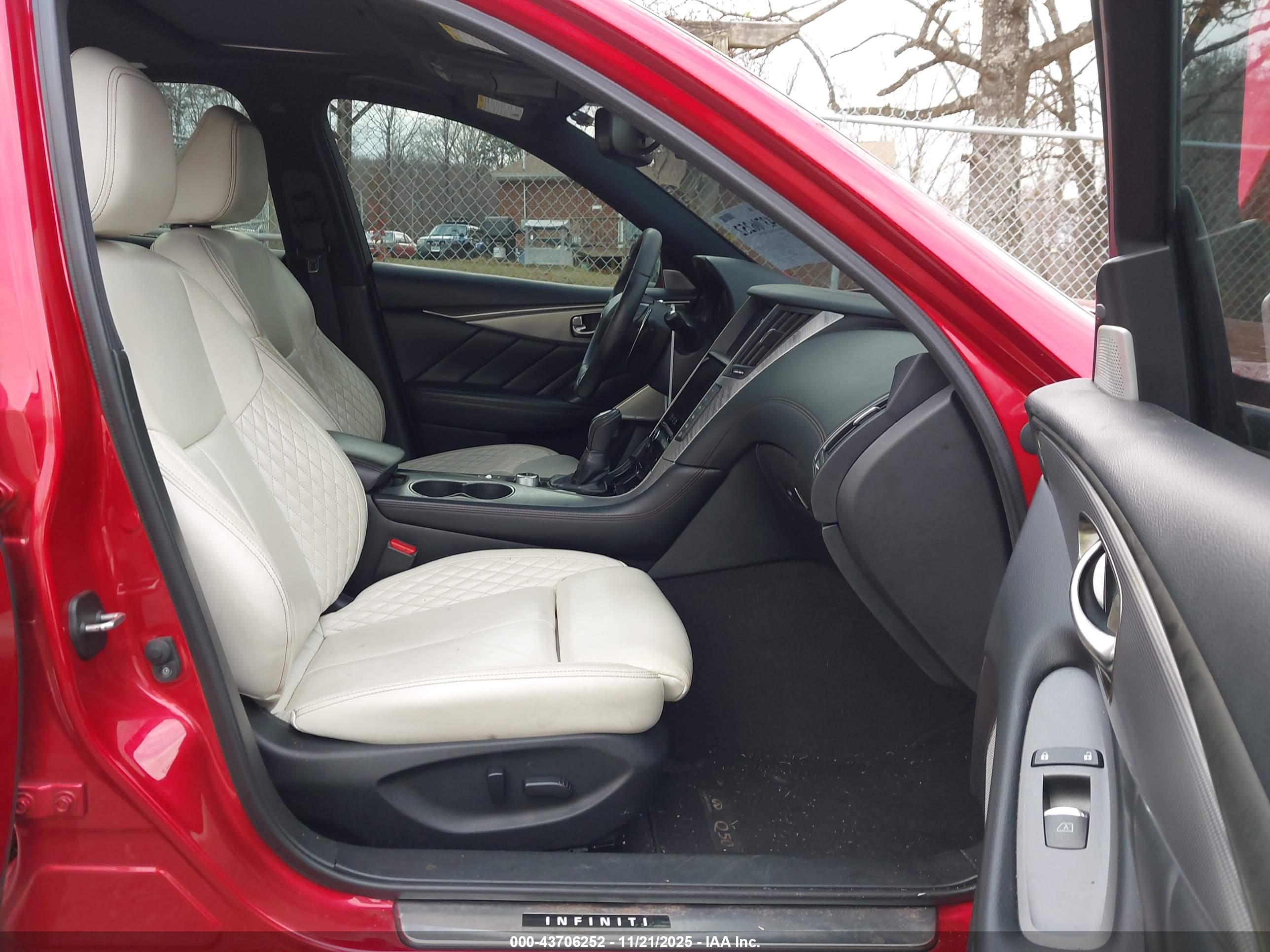 INFINITI Q50 image 5