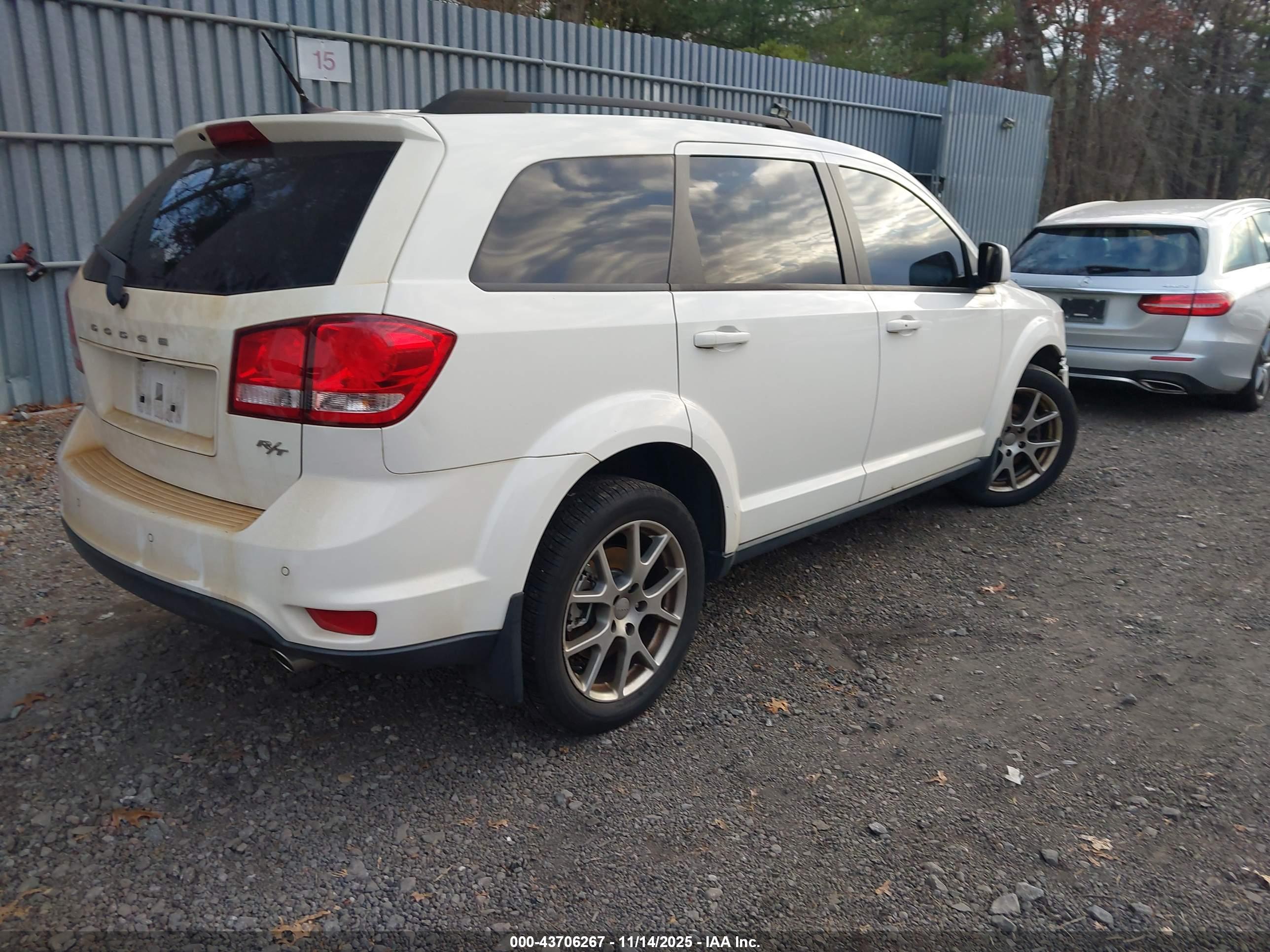 DODGE JOURNEY image 4