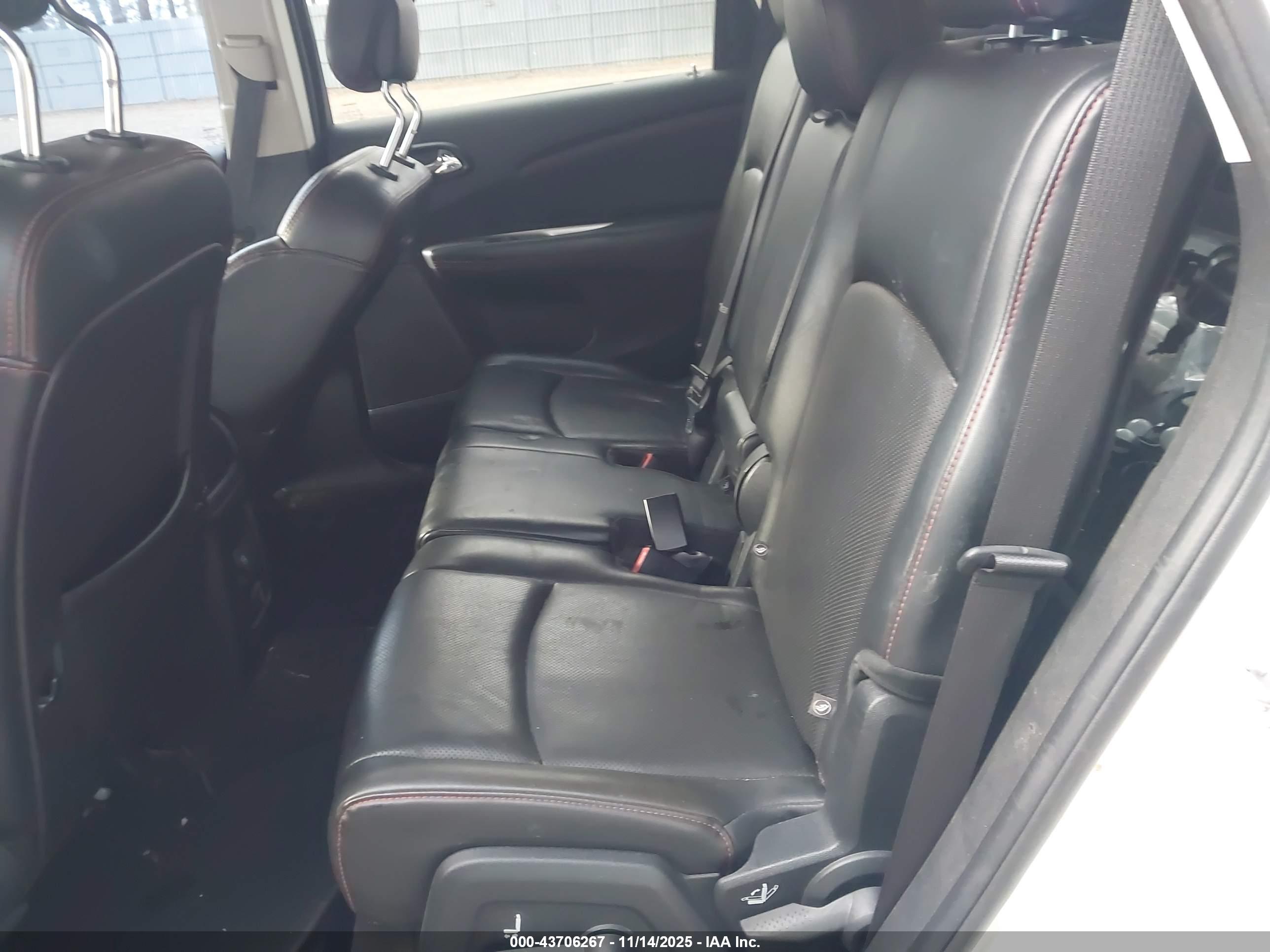 DODGE JOURNEY image 8